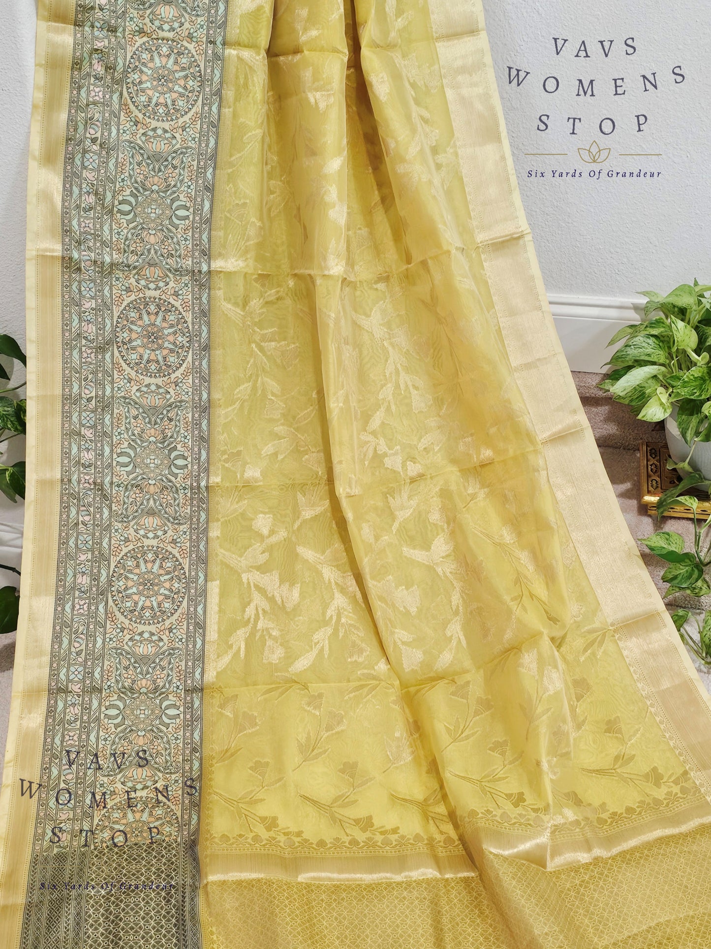 Semi Warm Organza Saree - Blouse