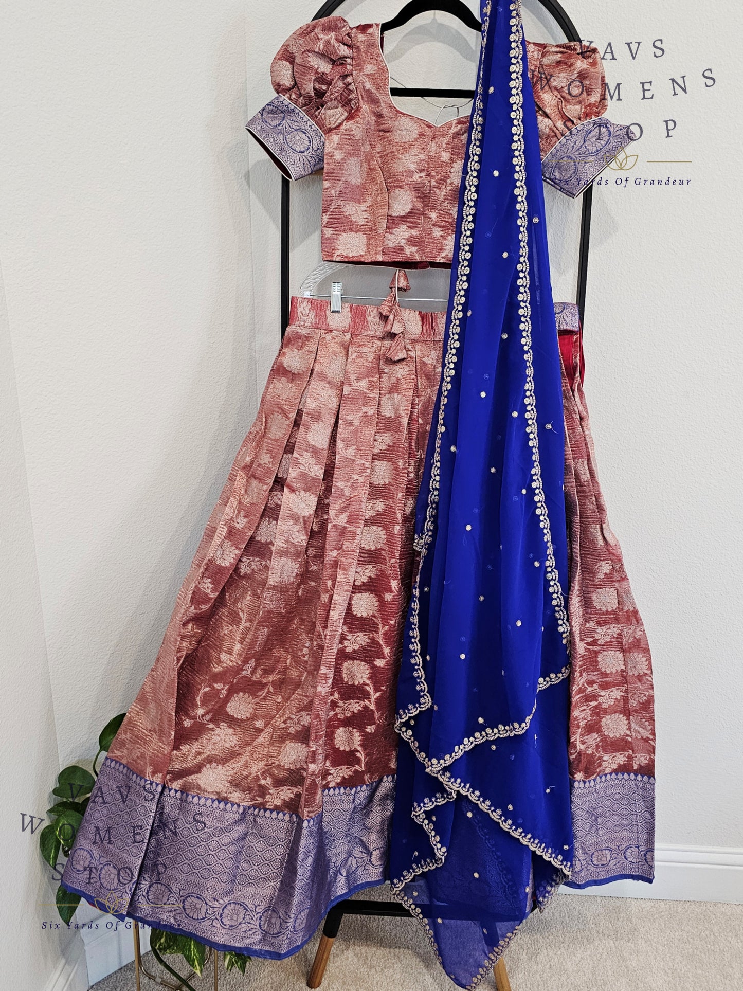 Crush Tissue Benarasi Designer Half Saree Set