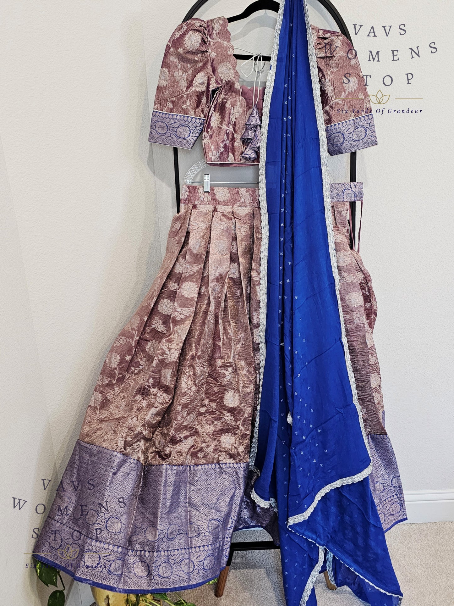 Crush Tissue Benarasi Designer Half Saree Set