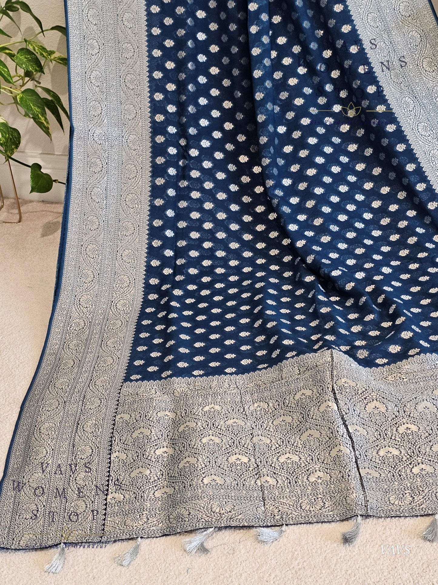 Designer Viscose Georgette Saree - Blouse