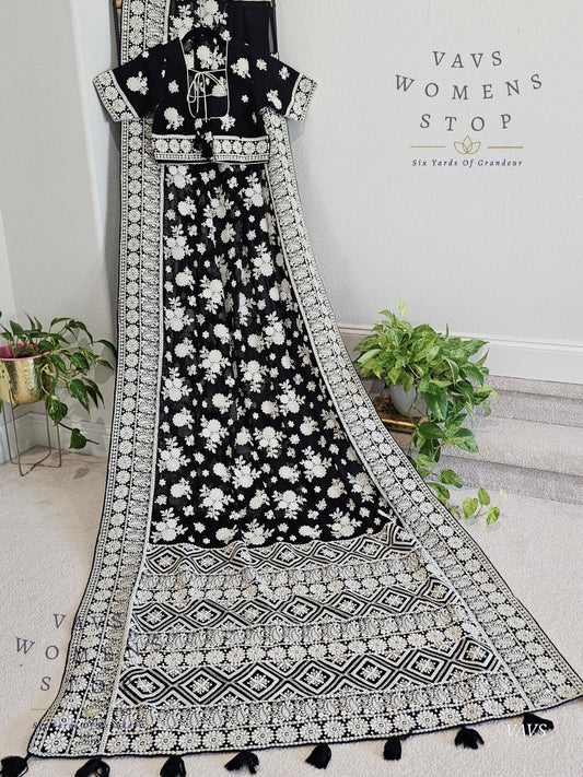 Pure Georgette Machine Embroidered Chikankari Black Saree - Blouse