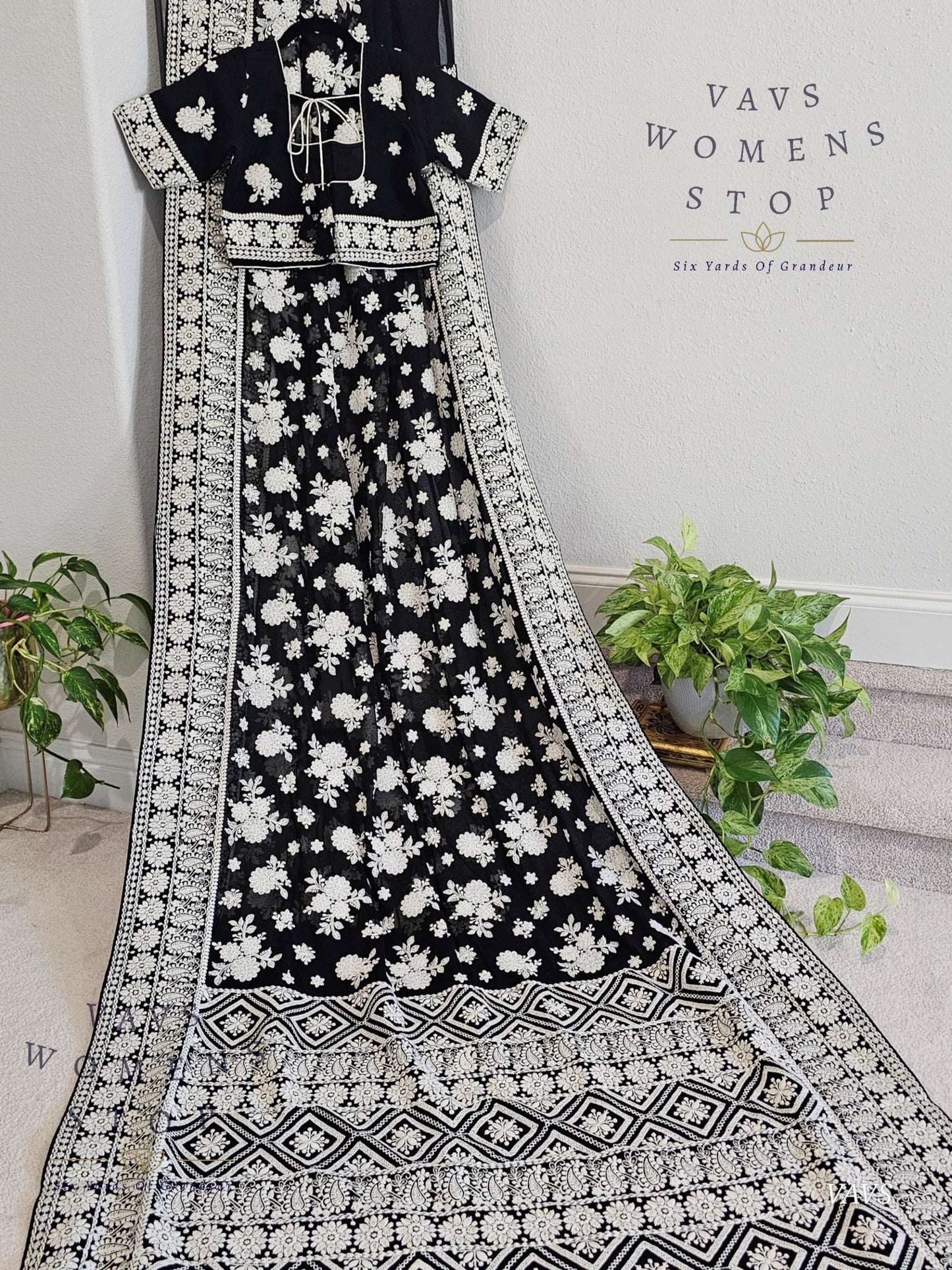 Pure Georgette Machine Embroidered Chikankari Black Saree - Blouse