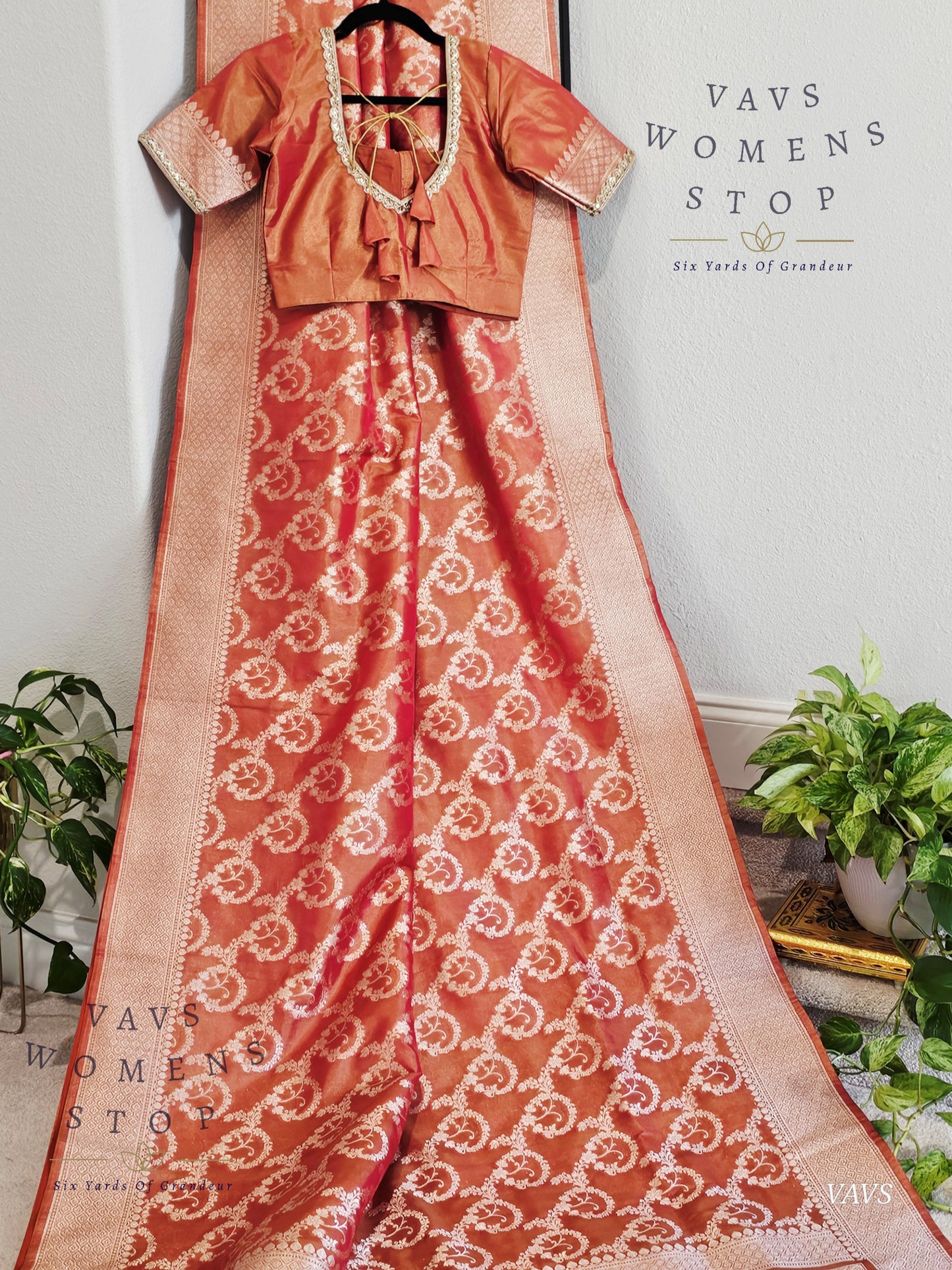 Mashru Benarasi Tissue Silk Saree - Blouse