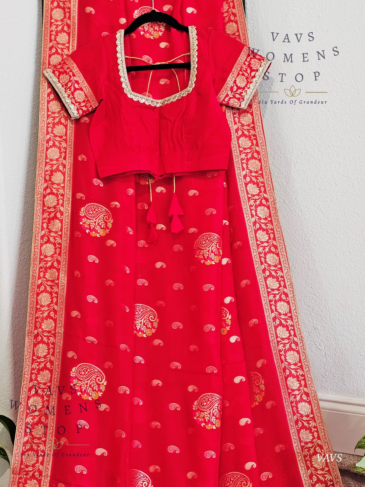 Pink Shade Designer Soft Khaddi Organzaa Silk Saree - Blouse