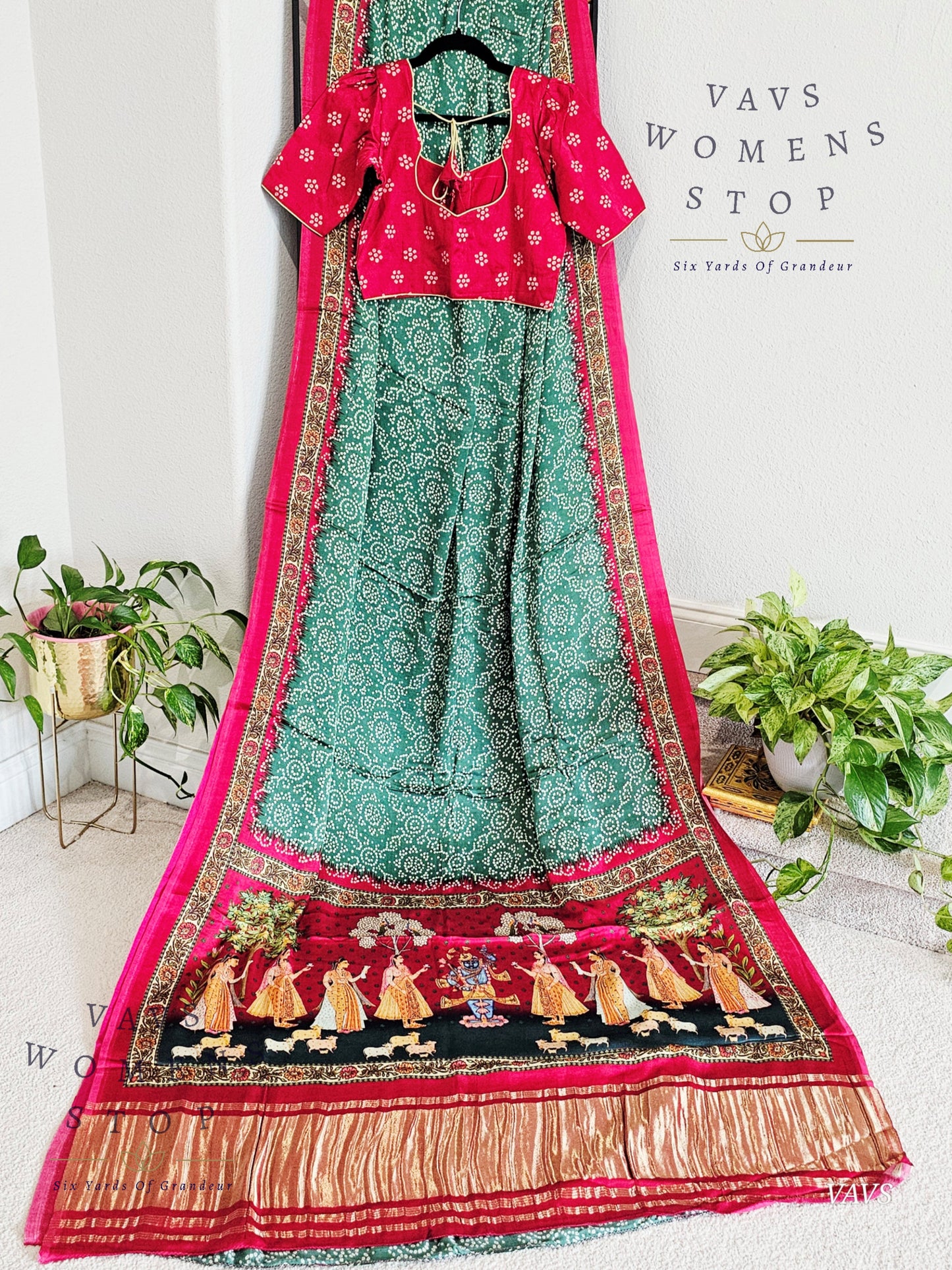 Pure Gaji Silk Patola Prints Saree - Blouse