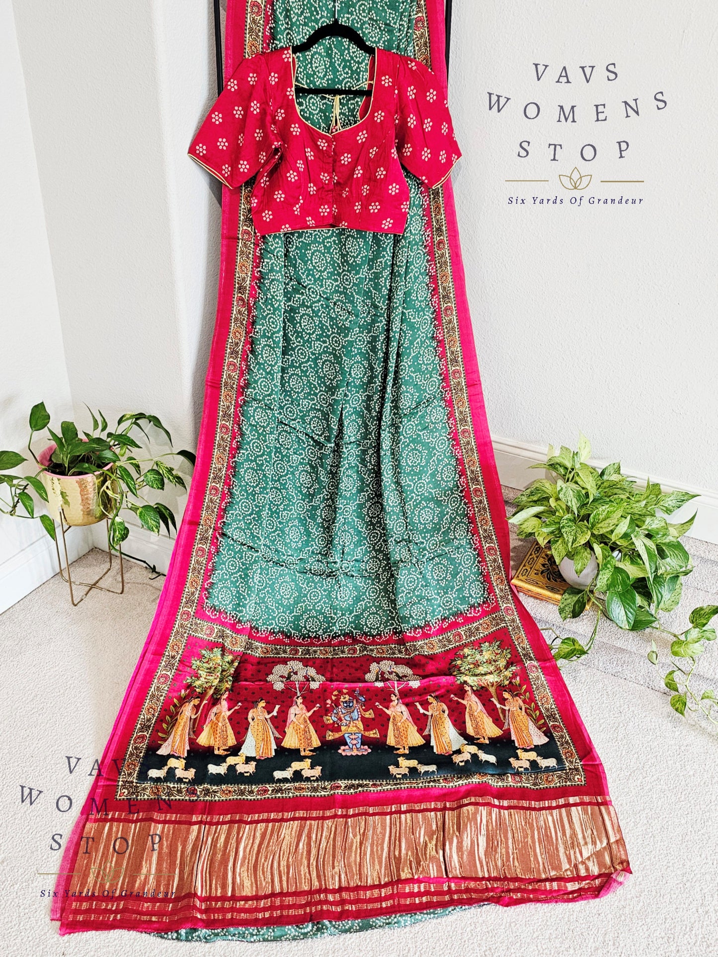 Pure Gaji Silk Patola Prints Saree - Blouse