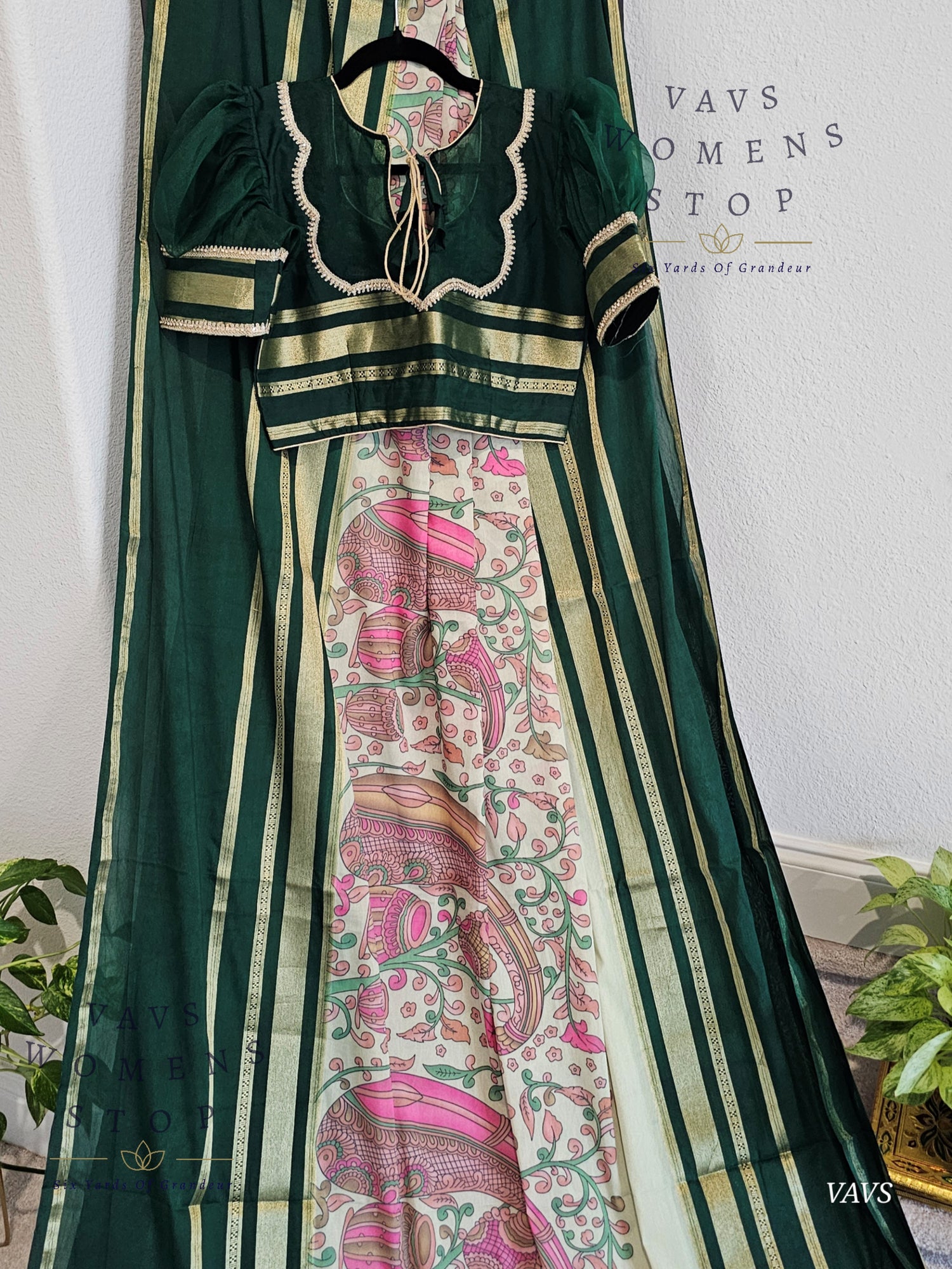 Semi Mysore Crepe Silk Saree with Kalamkari Print & Contrast Borders – Trending Designer Saree with Blouse | Elegant Indian Wear