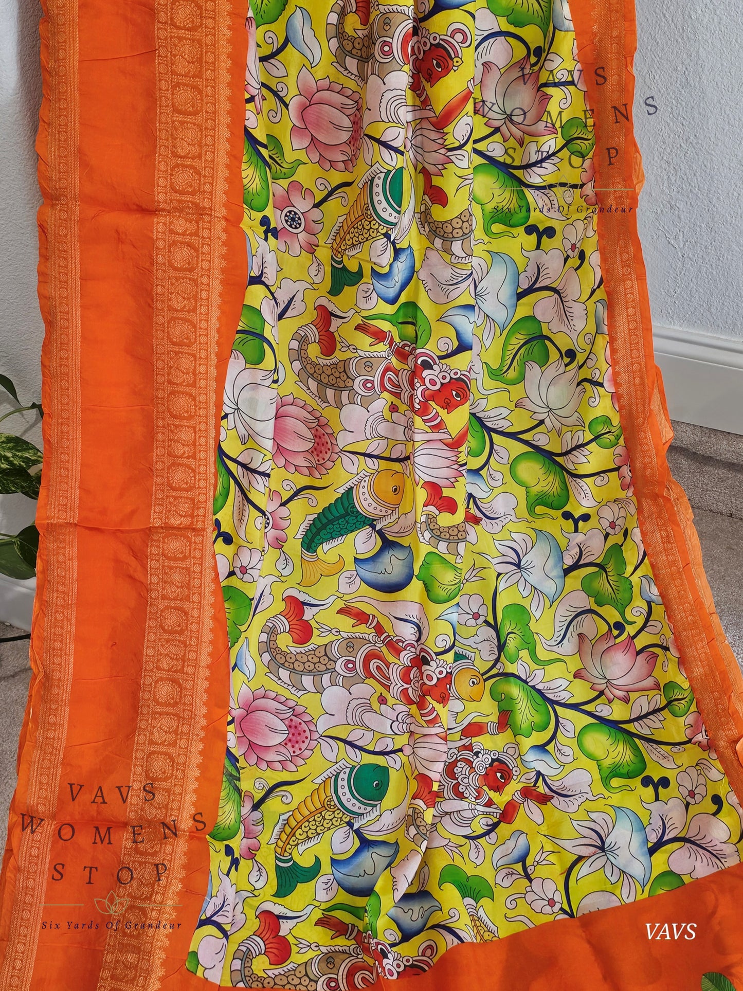 Elegant Yellow Mangalagiri Saree with Kalamkari Print & Orange Gap Border – Puff Sleeves Blouse – Ready to Ship