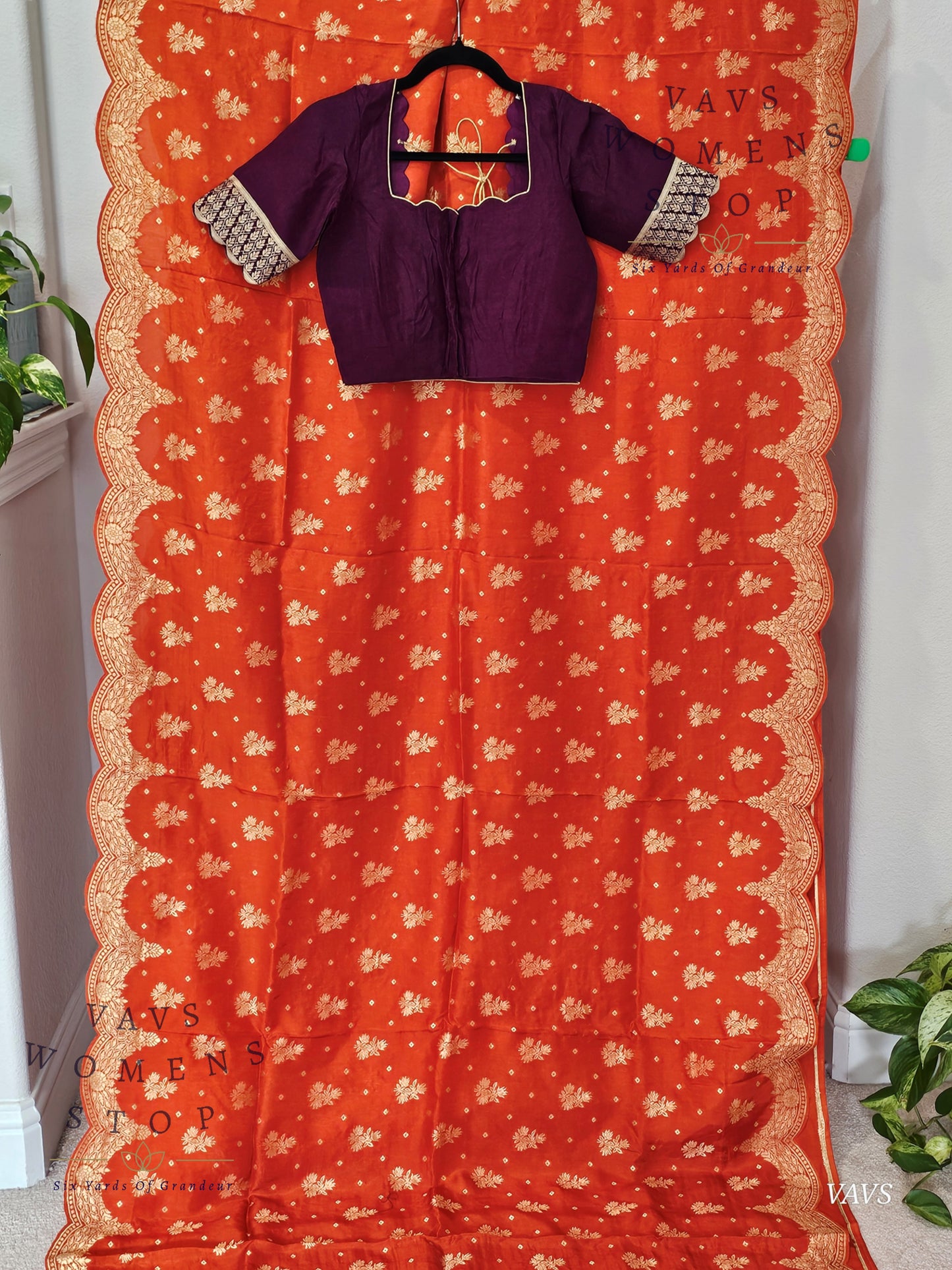Scalloped Border All Over Butta Fancy Dola Silk Saree with Blouse – Elegant Party & Festive Wear