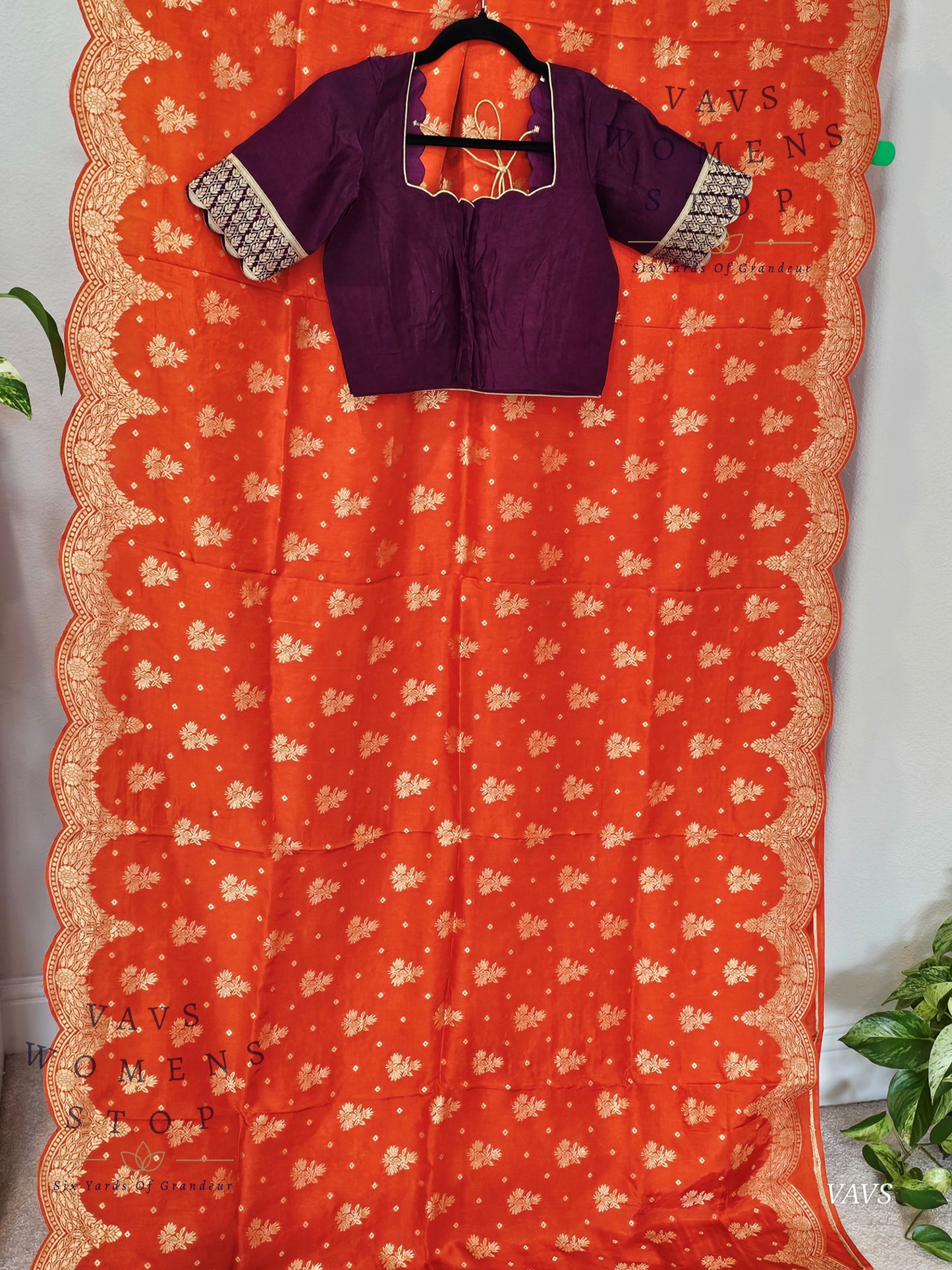 Scalloped Border All Over Butta Fancy Dola Silk Saree with Blouse – Elegant Party & Festive Wear