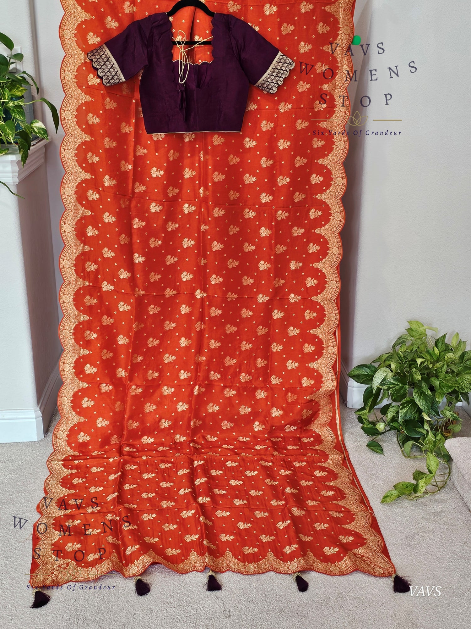 Scalloped Border All Over Butta Fancy Dola Silk Saree with Blouse – Elegant Party & Festive Wear