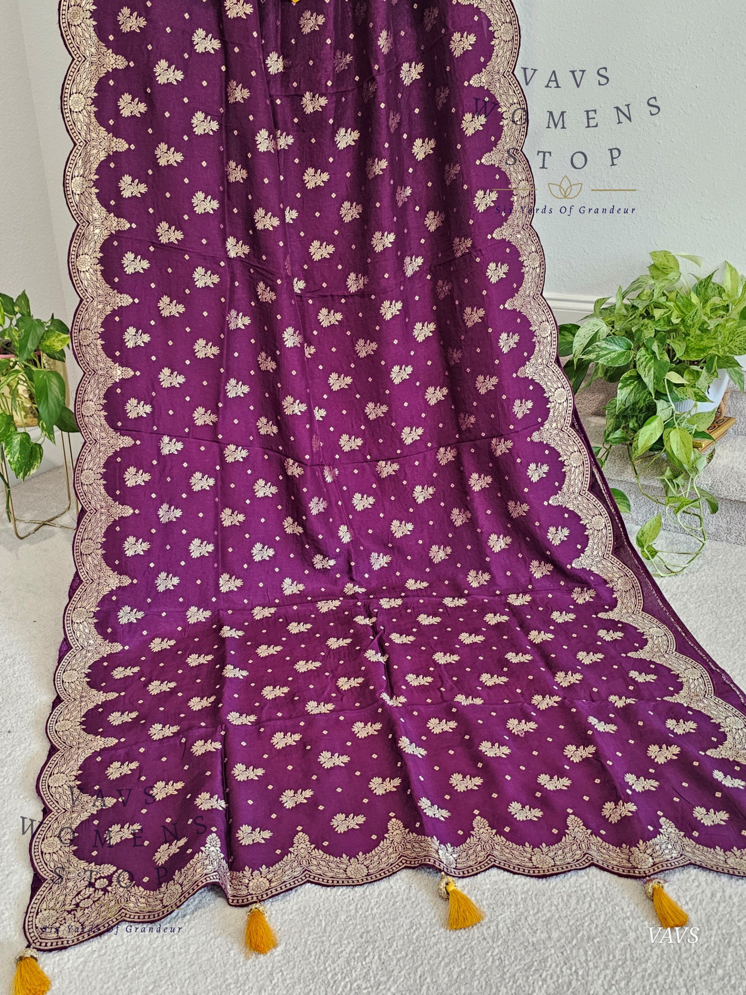 Scalloped Border All Over Butta Fancy Dola Silk Wine Purple Saree with Yellow Blouse – Elegant Party & Festive Wear