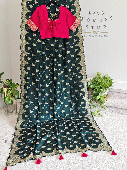 Scalloped Border All Over Butta Fancy Dola Silk Bottle Green Saree with Pink Blouse – Elegant Party & Festive Wear