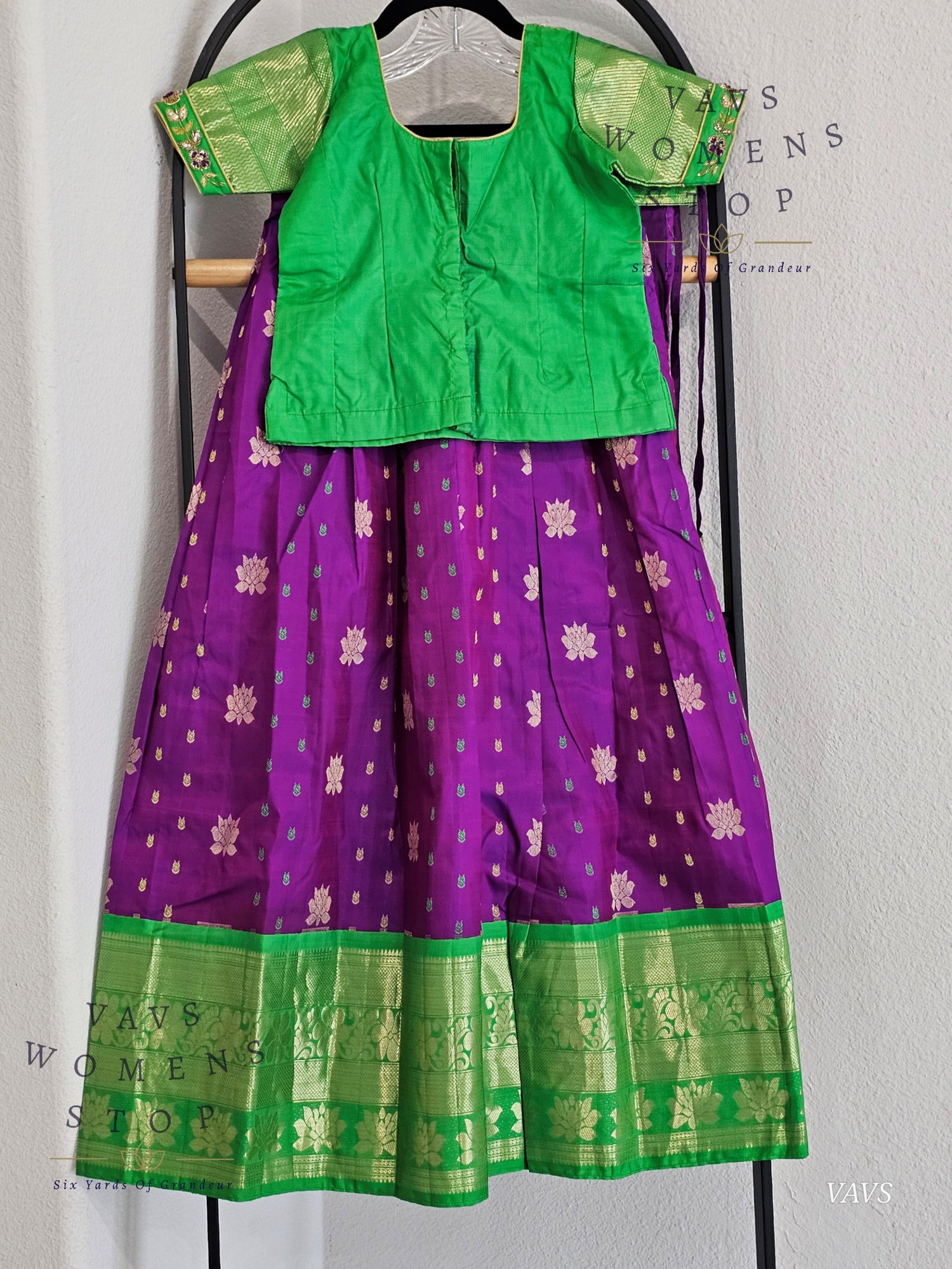 Pure Kanchi Silk Lehenga / Pattu Pavada Set – Suitable for Girls Aged 7–8 Years