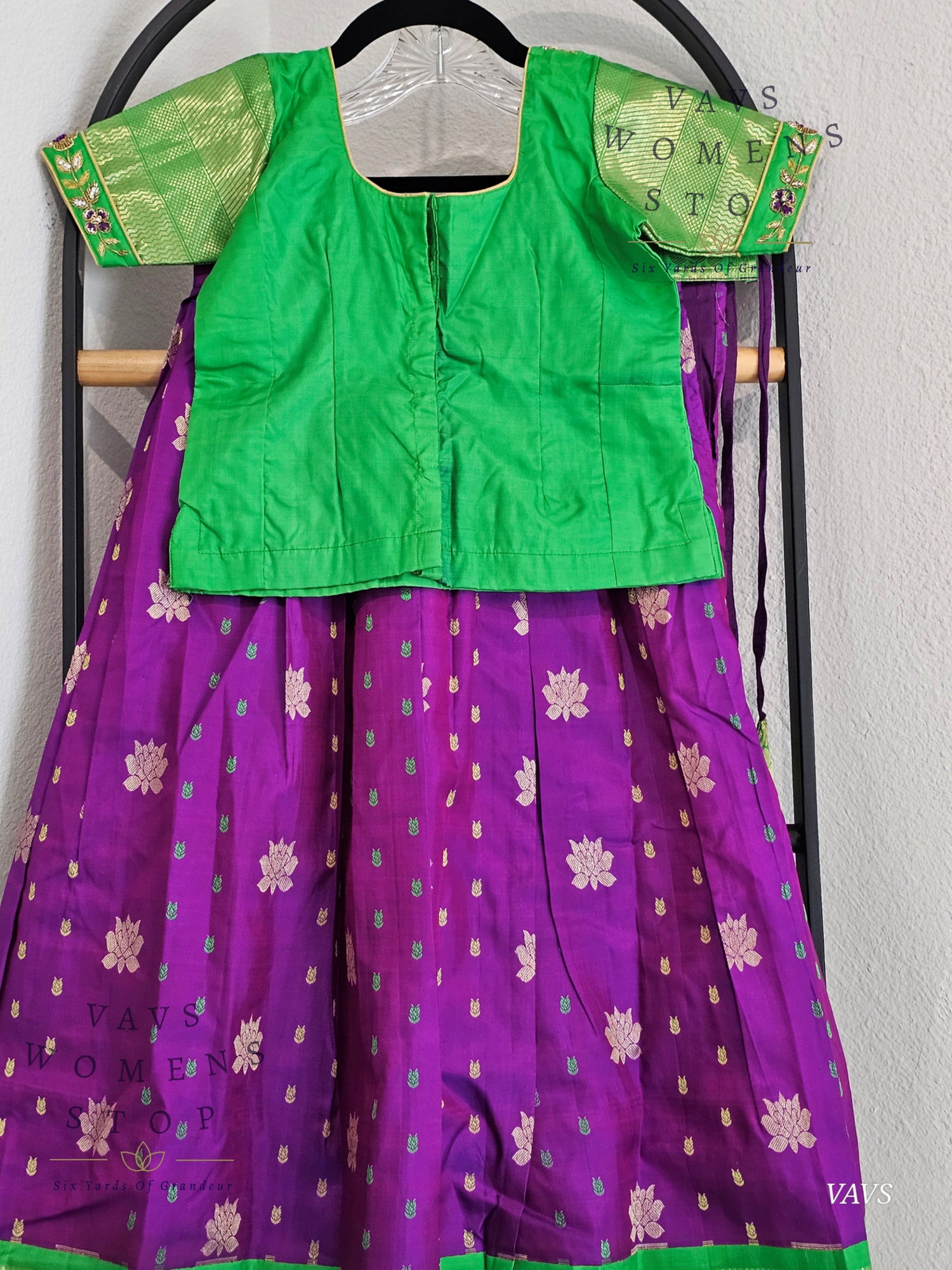 Pure Kanchi Silk Lehenga / Pattu Pavada Set – Suitable for Girls Aged 7–8 Years
