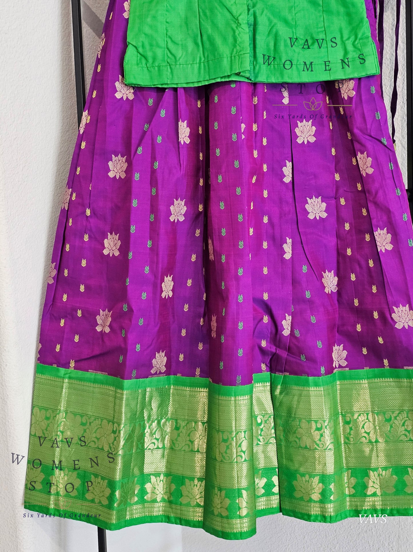 Pure Kanchi Silk Lehenga / Pattu Pavada Set – Suitable for Girls Aged 7–8 Years