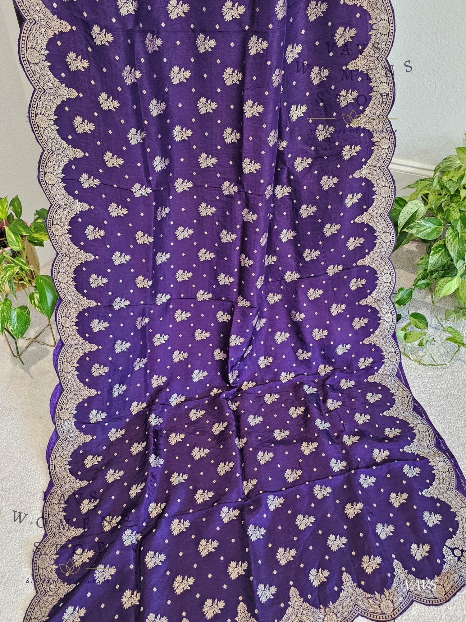 Scalloped Border All Over Butta Fancy Dola Silk Purple Saree with Yellow Blouse – Elegant Party & Festive Wear