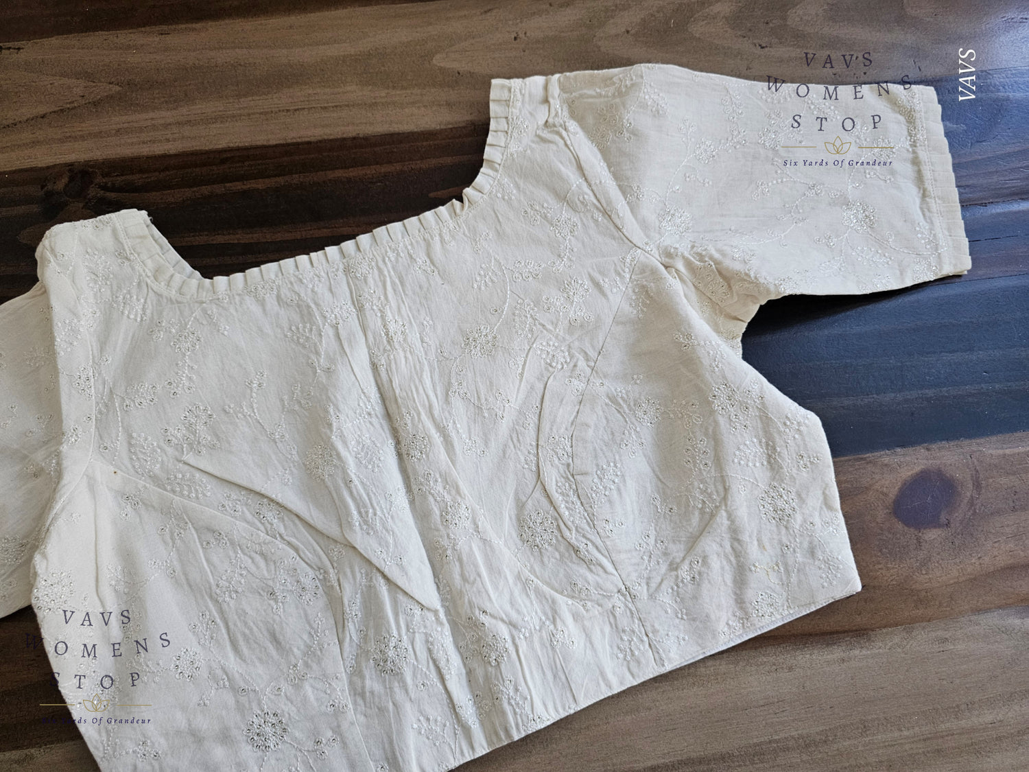 Designer Off-White Mul Cotton Blouse with delicate Chikankari embroidery. Ready-to-wear saree blouse for parties, weddings & festivals – USA.”