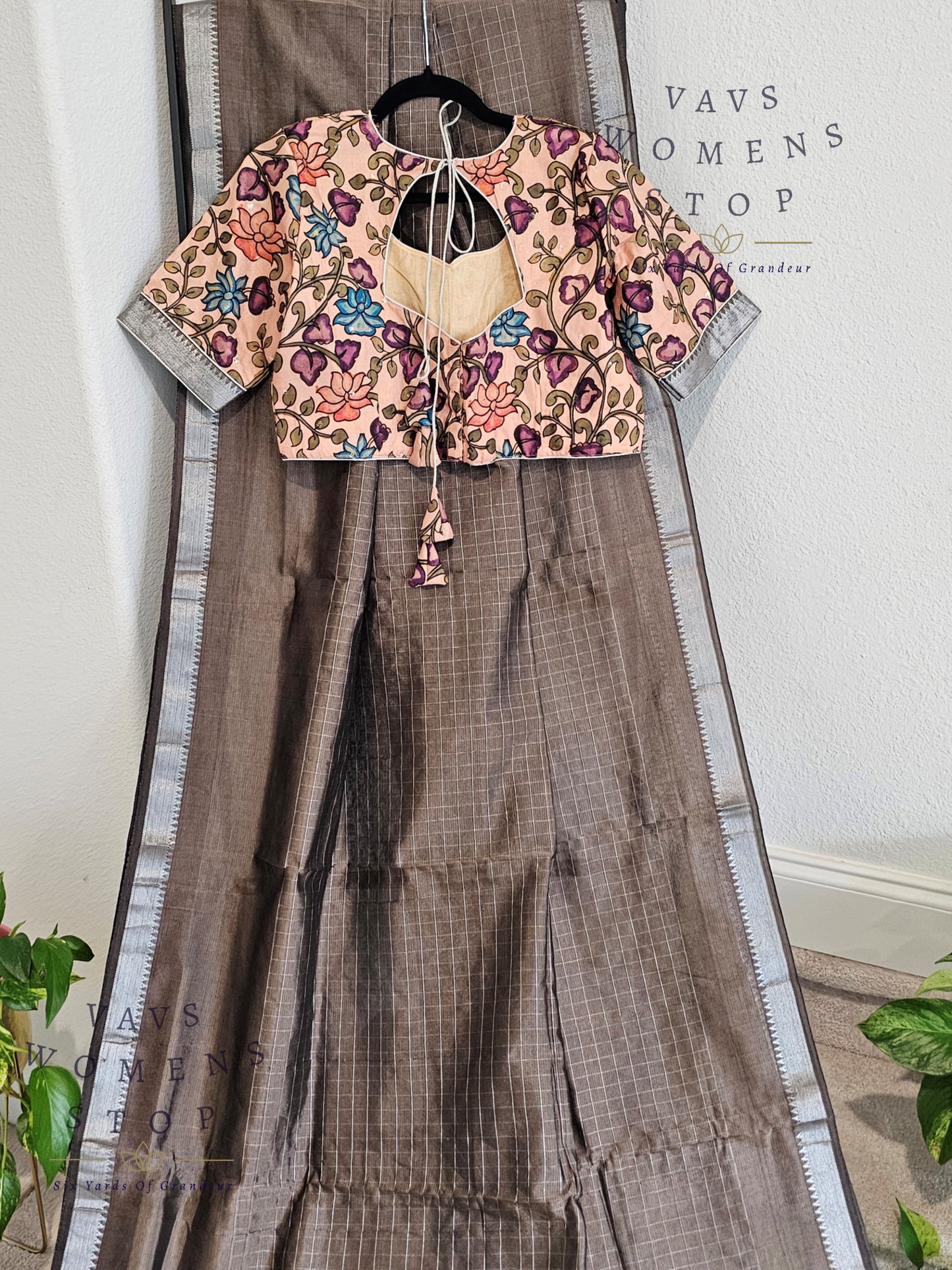 Traditional Mangalagiri Silk Cotton Saree with Stitched Kalamkari Blouse – Lightweight Handloom Drape