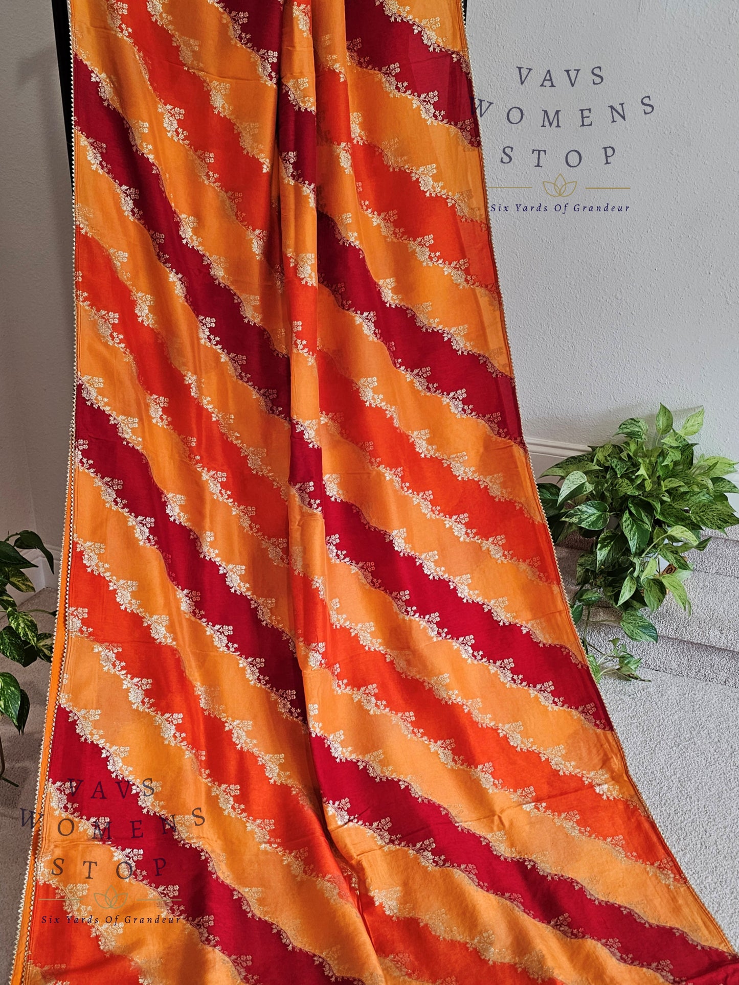 Munga Crepe Silk Leheriya Style Designer Saree