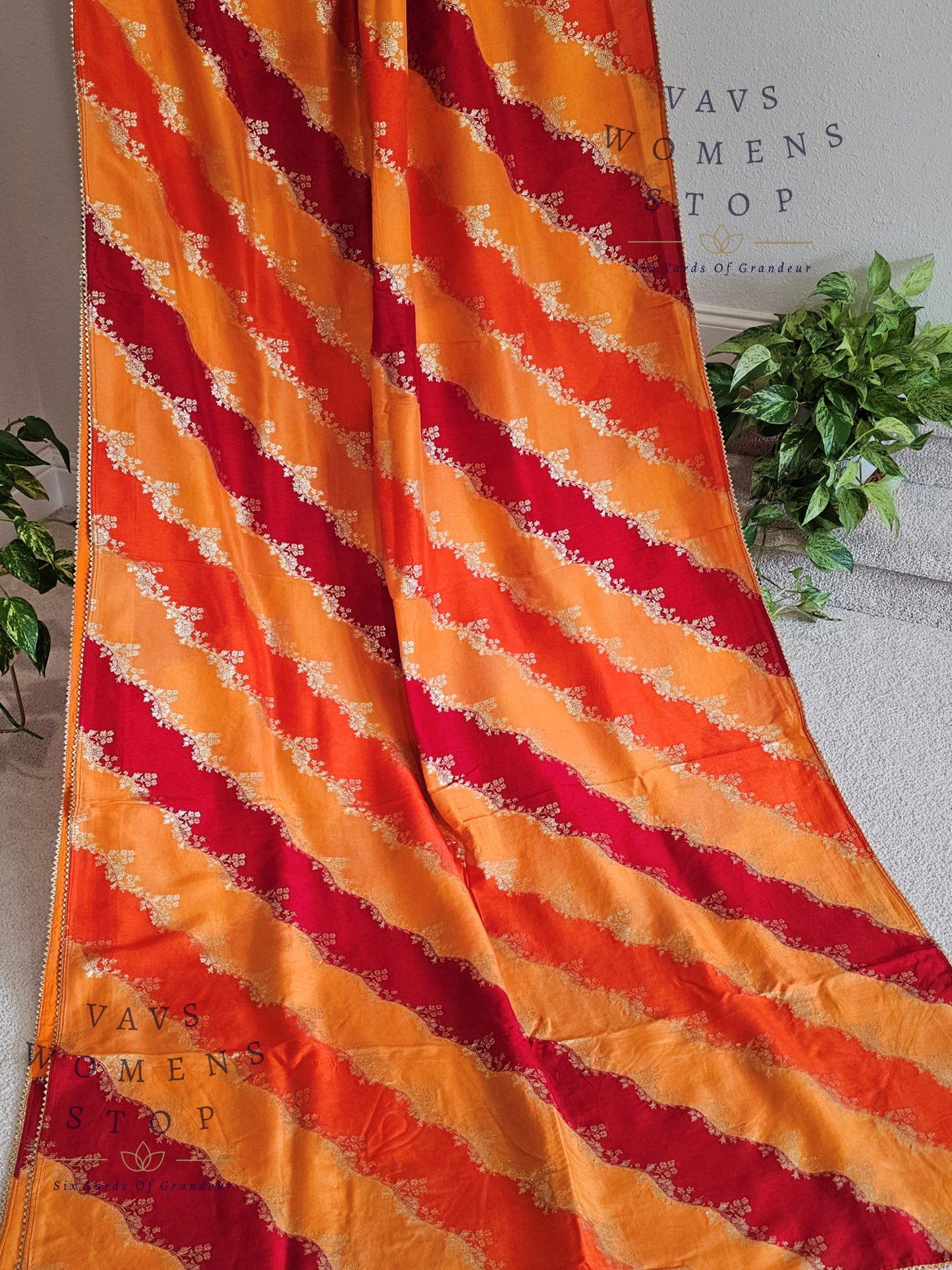 Munga Crepe Silk Leheriya Style Designer Saree