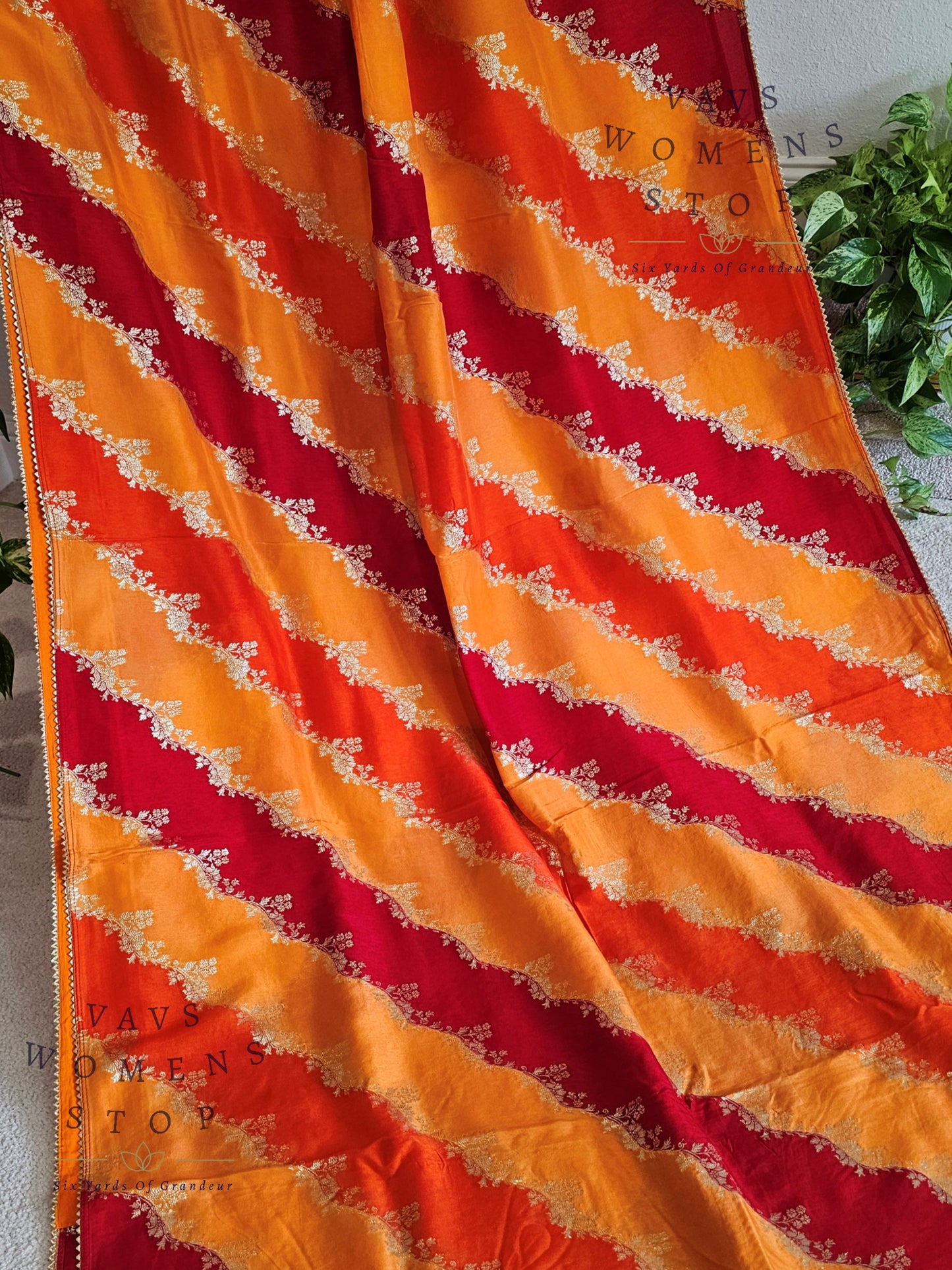 Munga Crepe Silk Leheriya Style Designer Saree