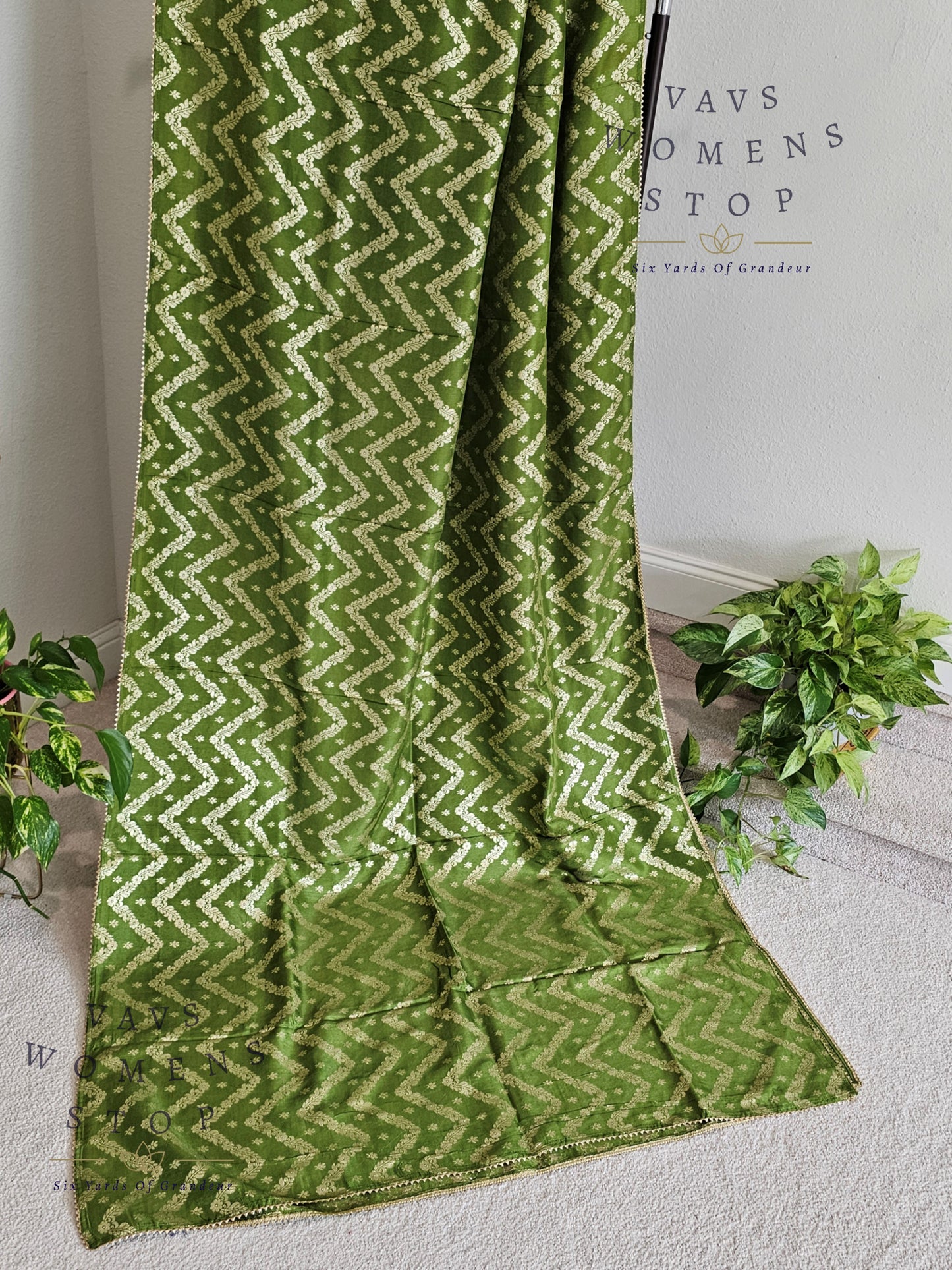 Green Shade Munga Crepe Silk Saree