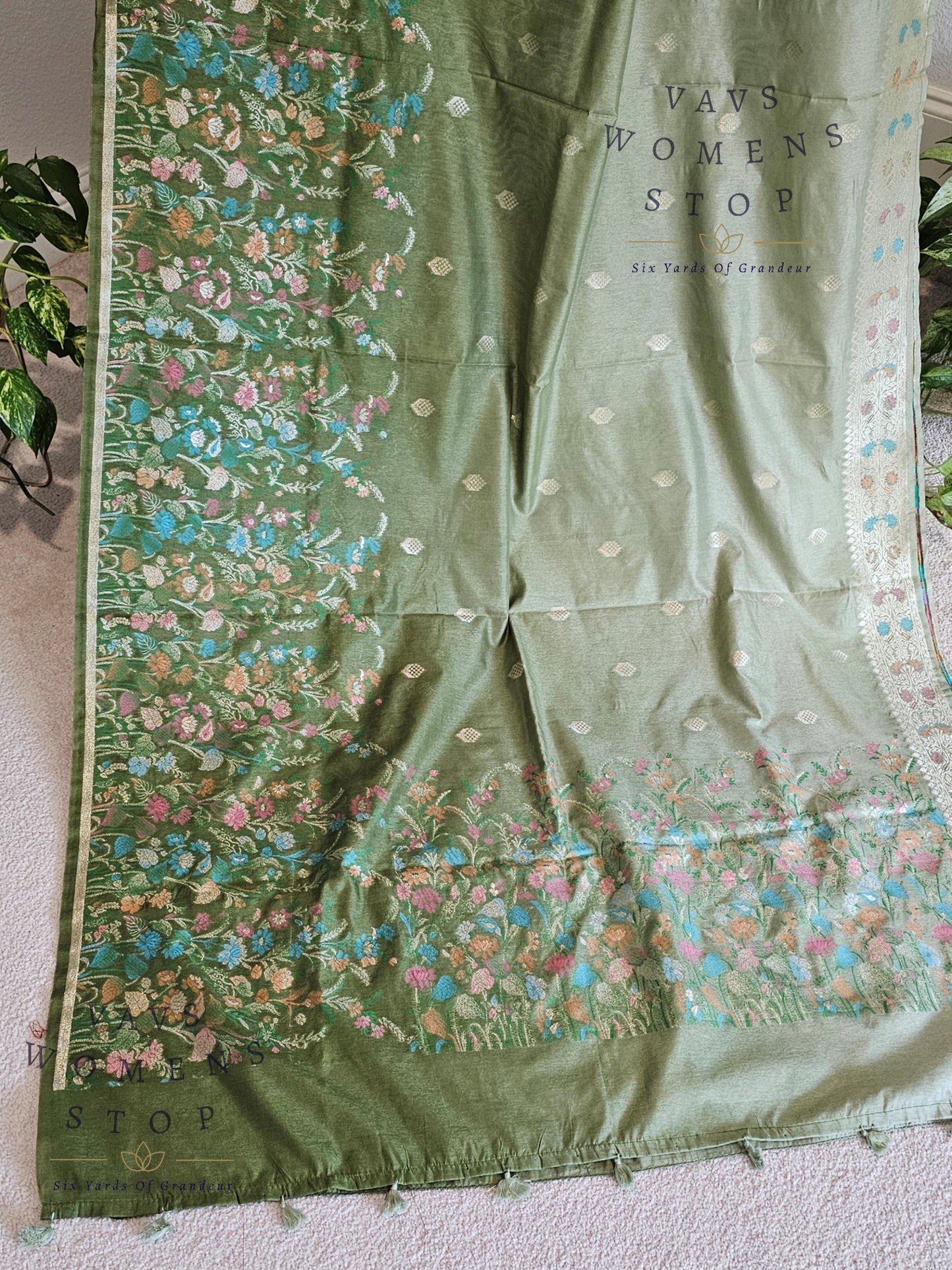 Designer Pastel Shaded Munga Dola Silk Saree