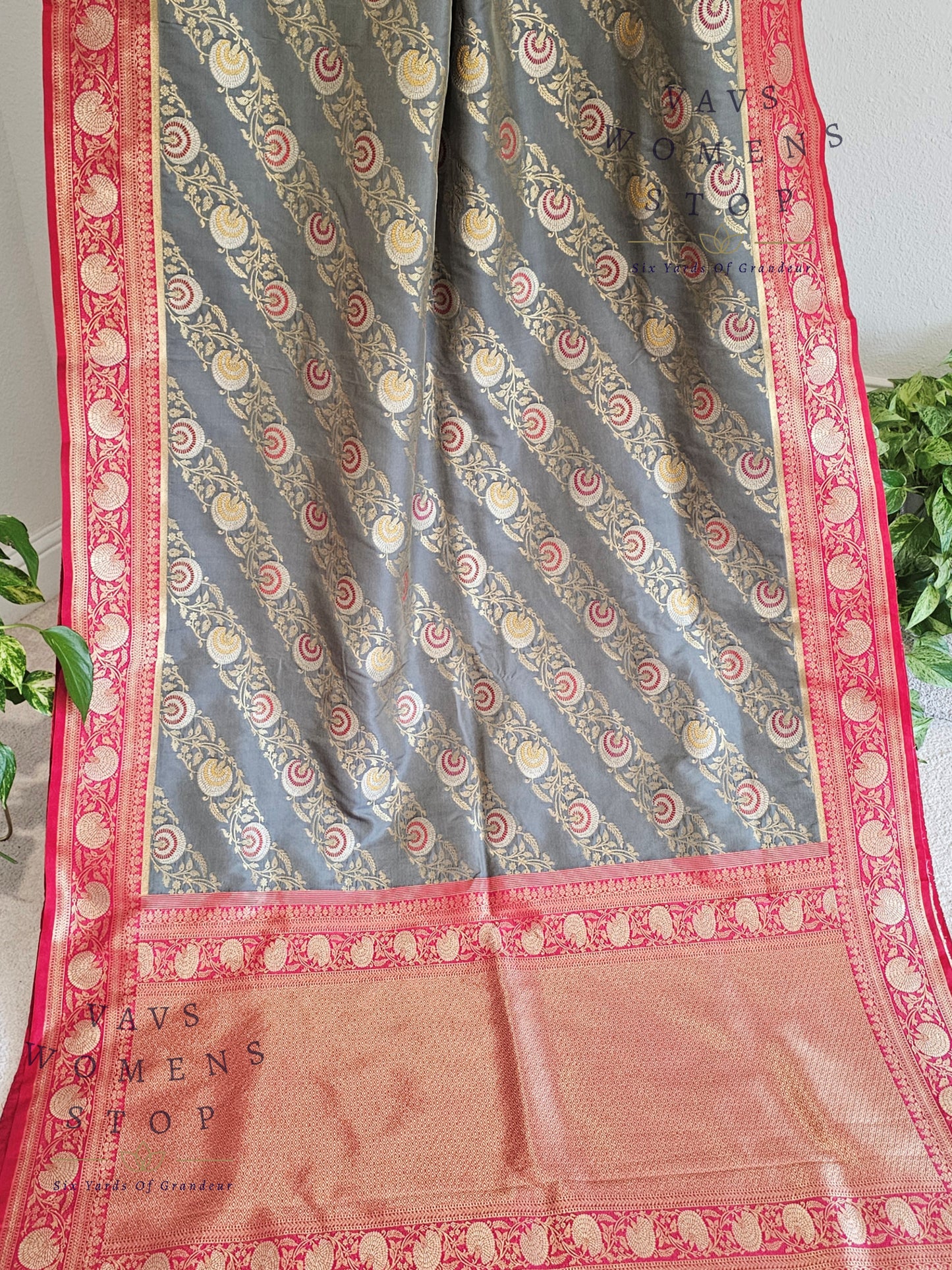 Designer Gray Benarasi Soft Silk saree - Blouse
