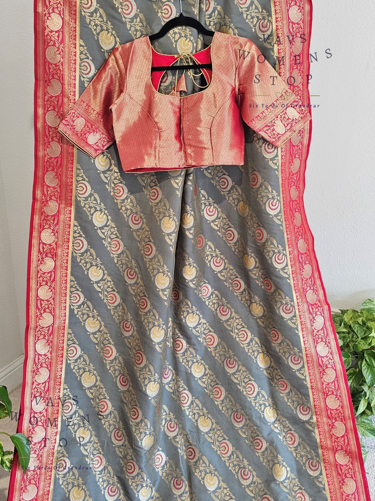 Designer Gray Benarasi Soft Silk saree - Blouse