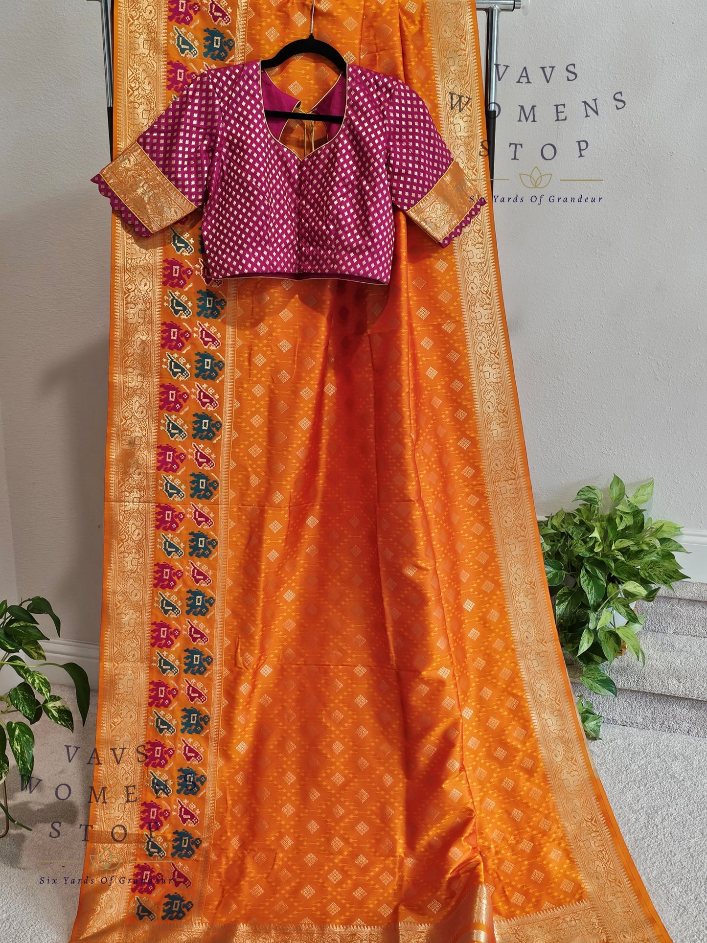 Benarasi Uppada Soft Silk Designer Saree - Blouse