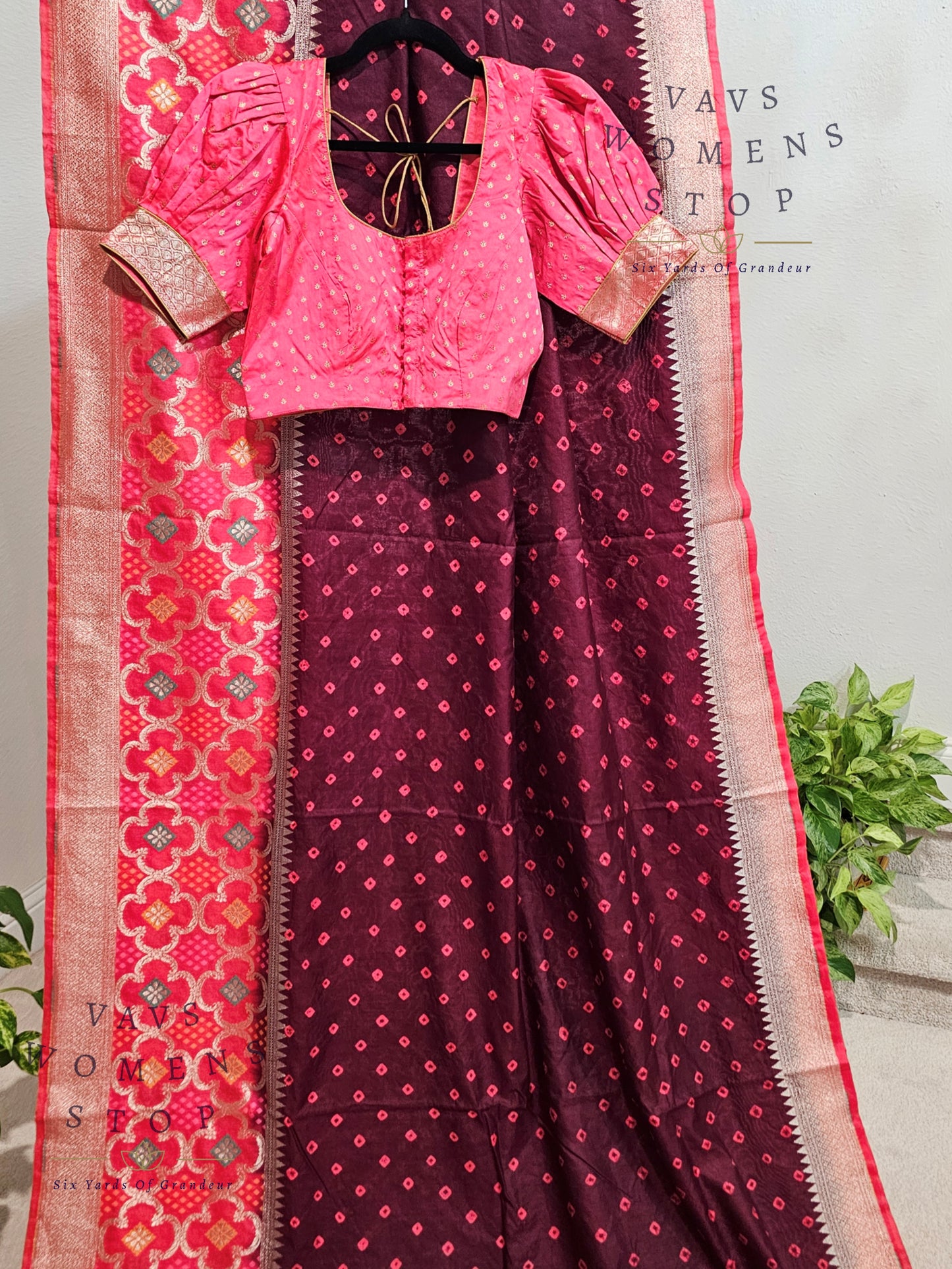 Jute Dupion Silk Bhandini Saree - Blouse