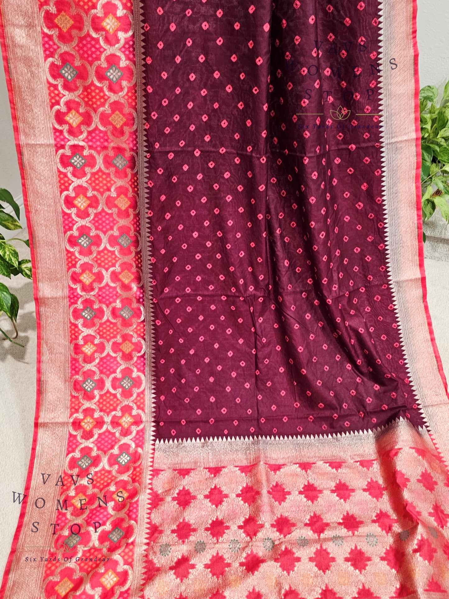 Jute Dupion Silk Bhandini Saree - Blouse