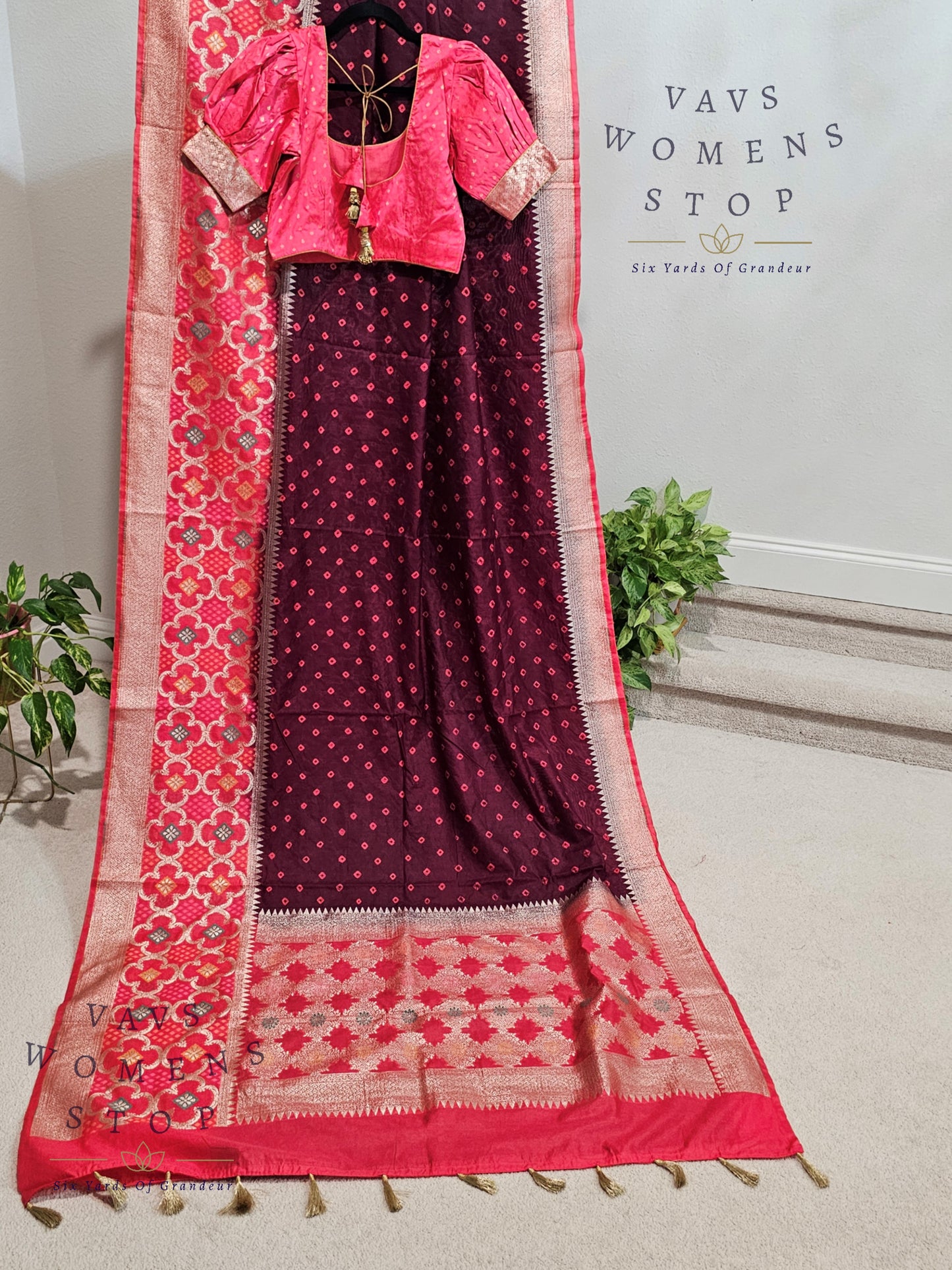 Jute Dupion Silk Bhandini Saree - Blouse