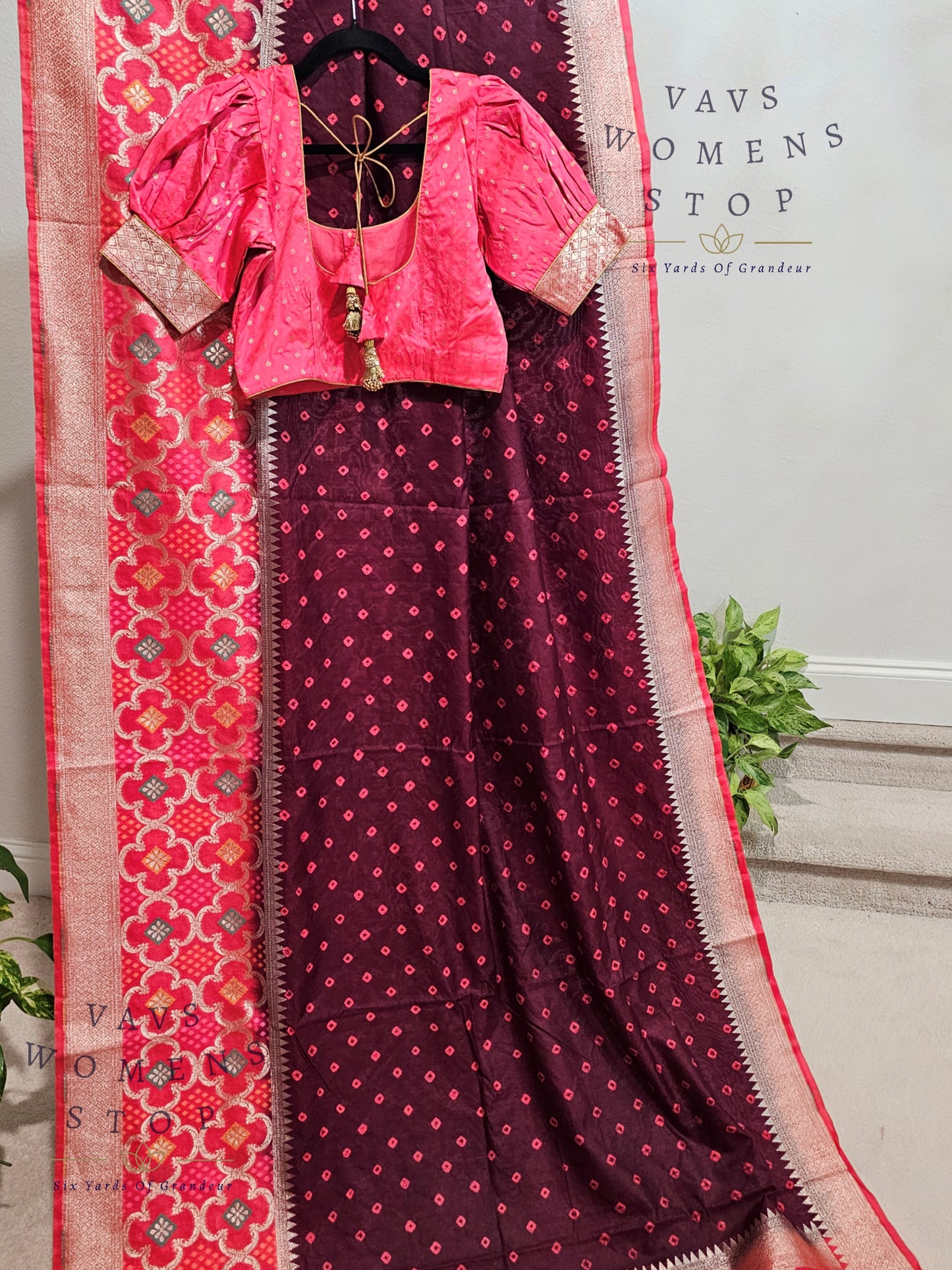 Jute Dupion Silk Bhandini Saree - Blouse