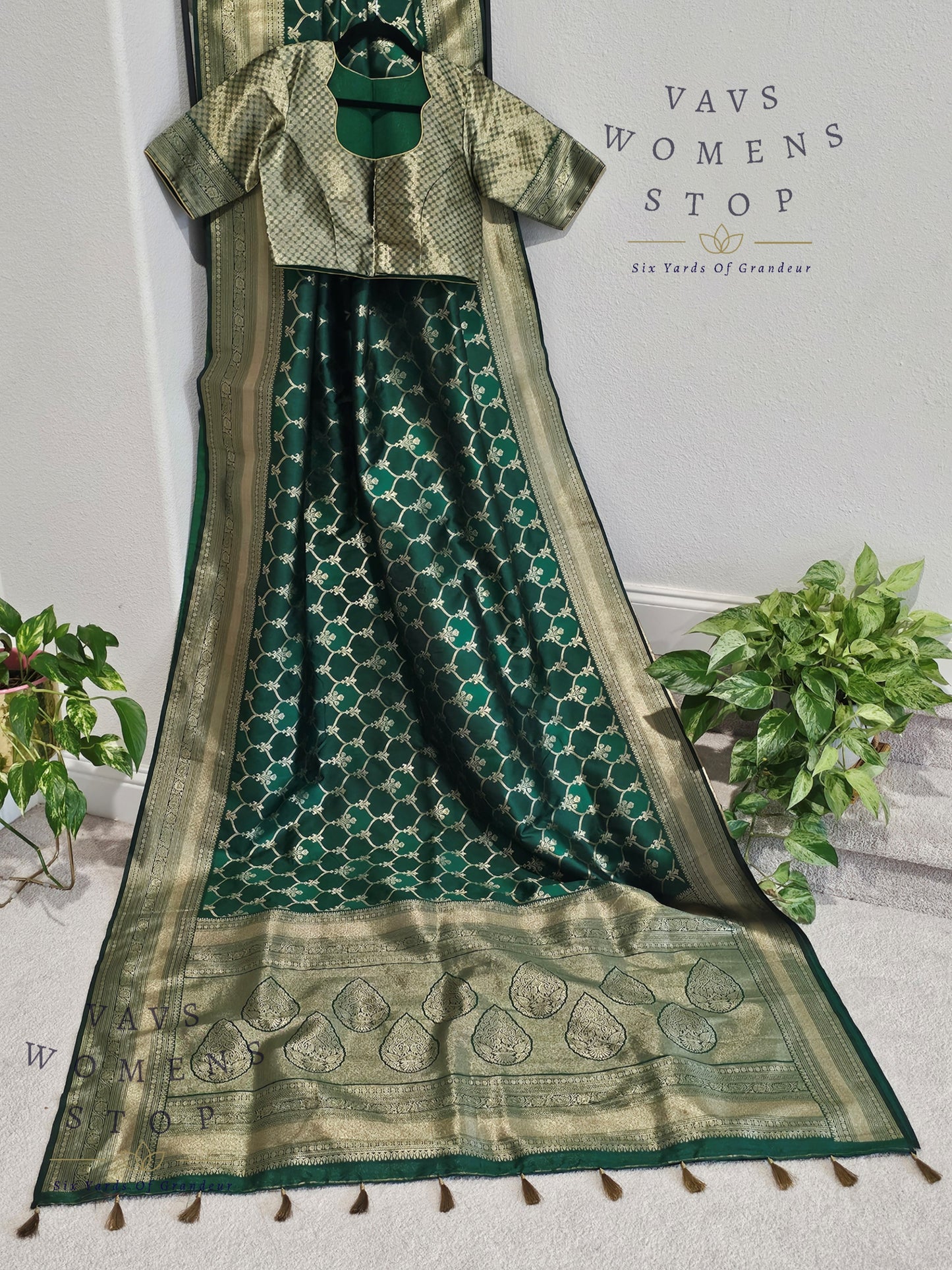 Contemporary Style Benarasi Uppada Soft Silk Designer Saree - Blouse