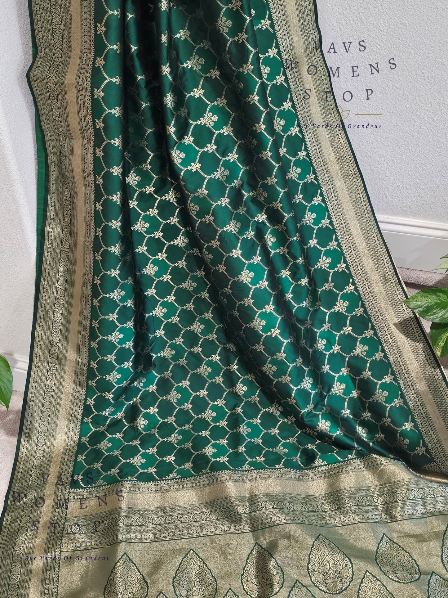 Contemporary Style Benarasi Uppada Soft Silk Designer Saree - Blouse