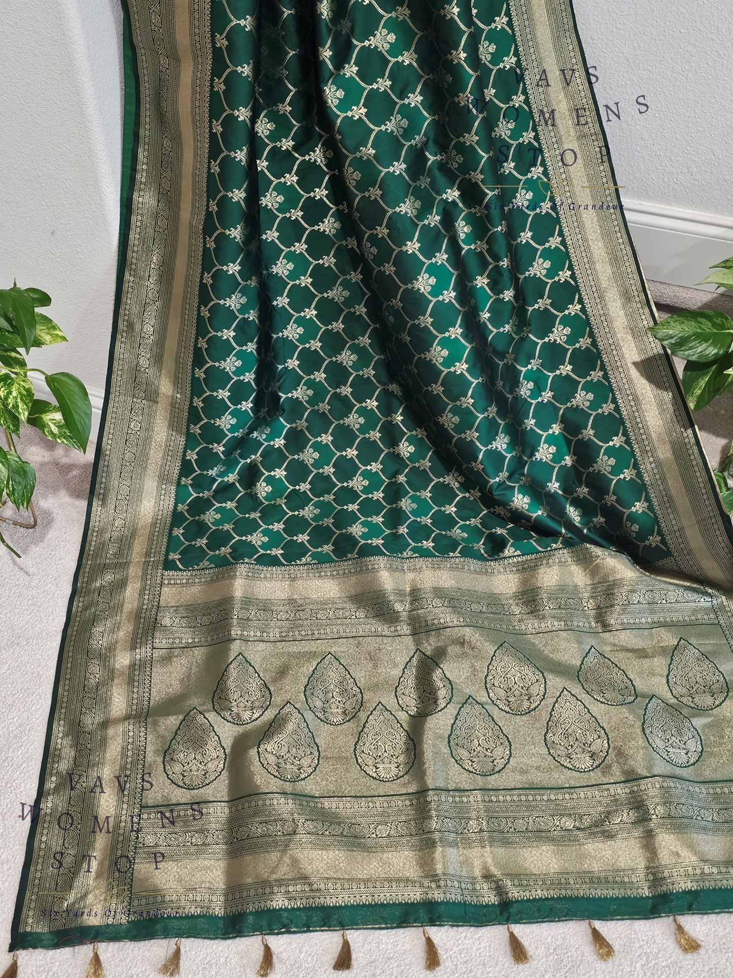 Contemporary Style Benarasi Uppada Soft Silk Designer Saree - Blouse