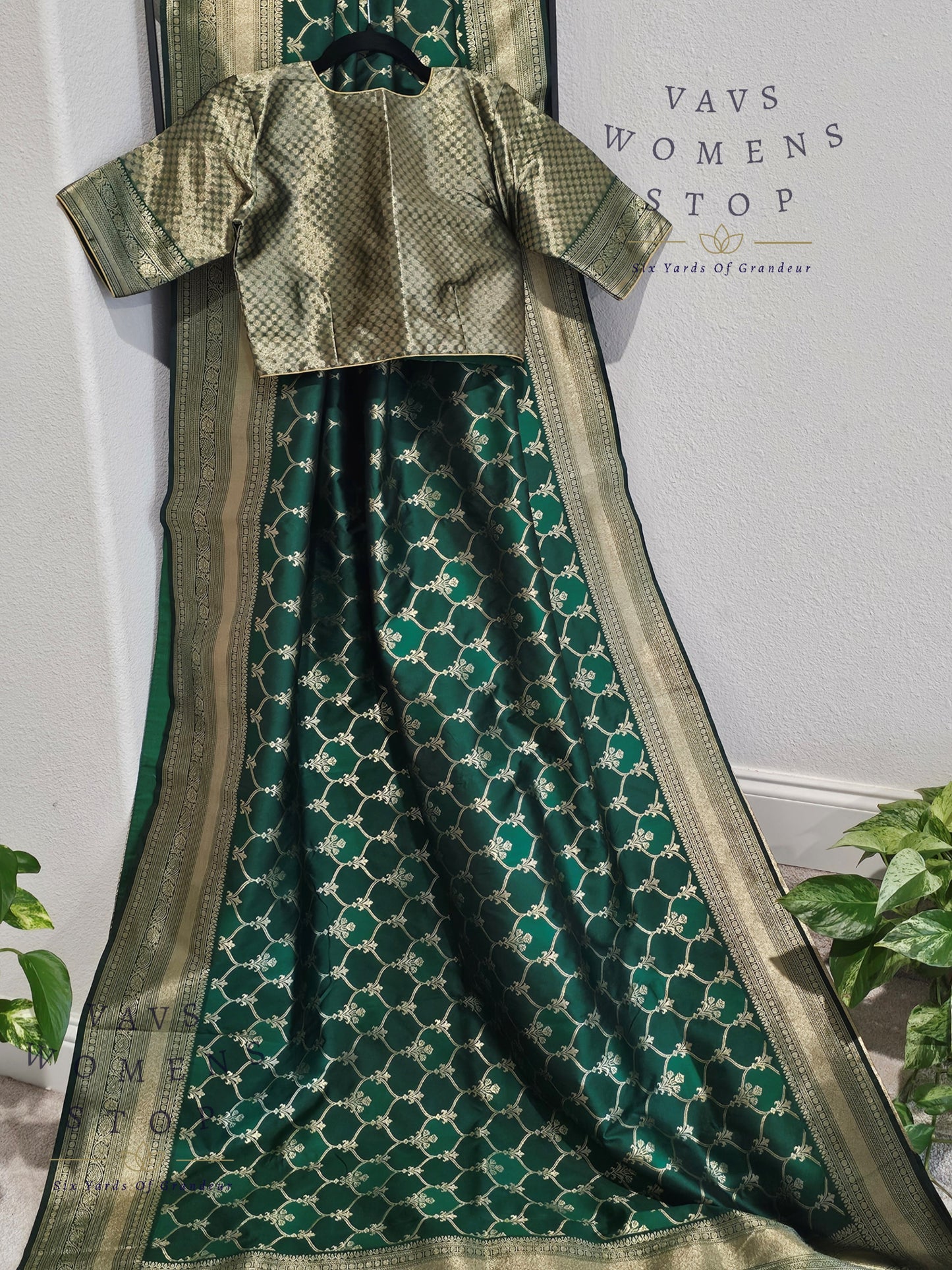 Contemporary Style Benarasi Uppada Soft Silk Designer Saree - Blouse