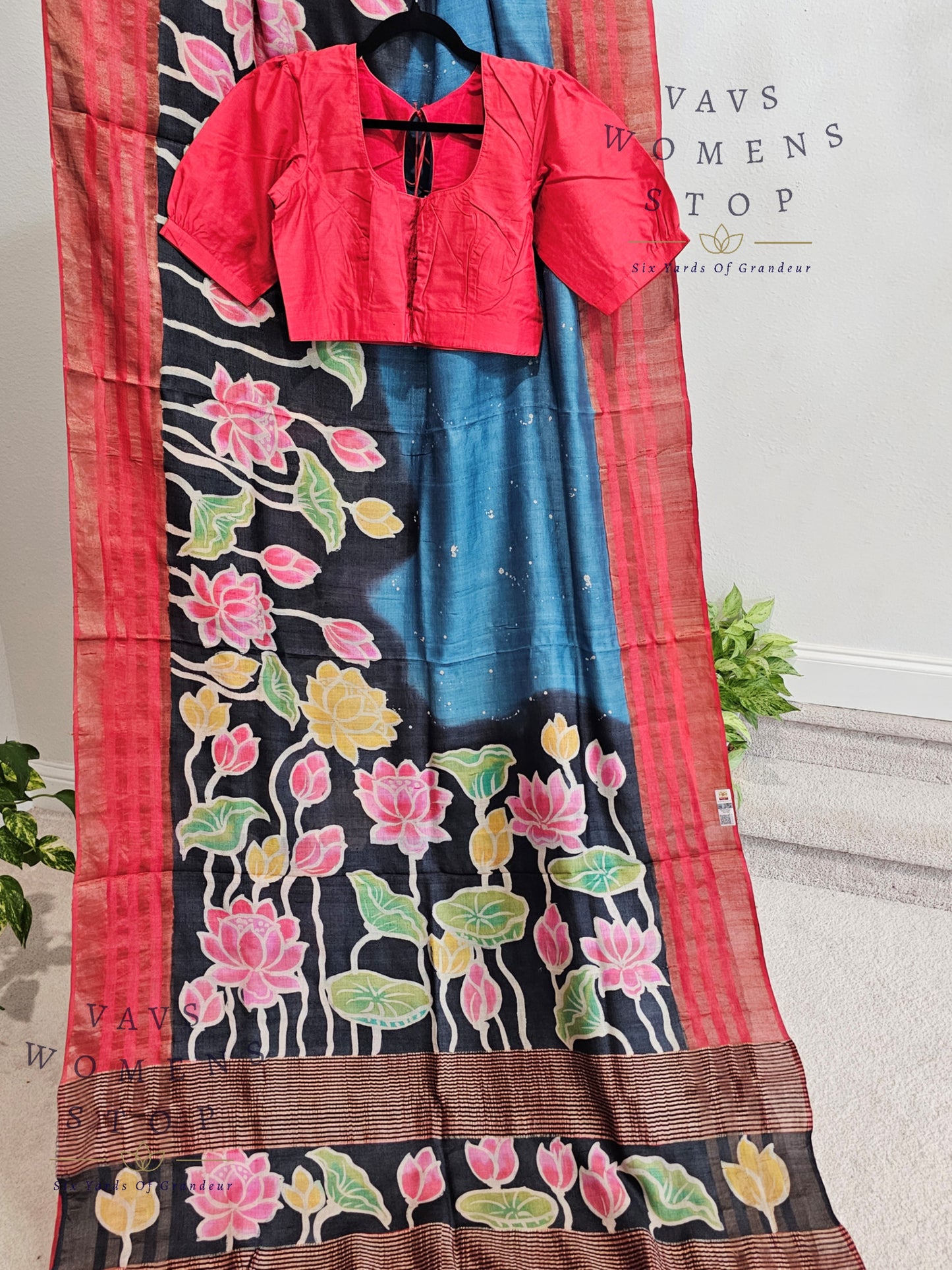 Pure Gachi Tussar Digital Print Saree - Blouse