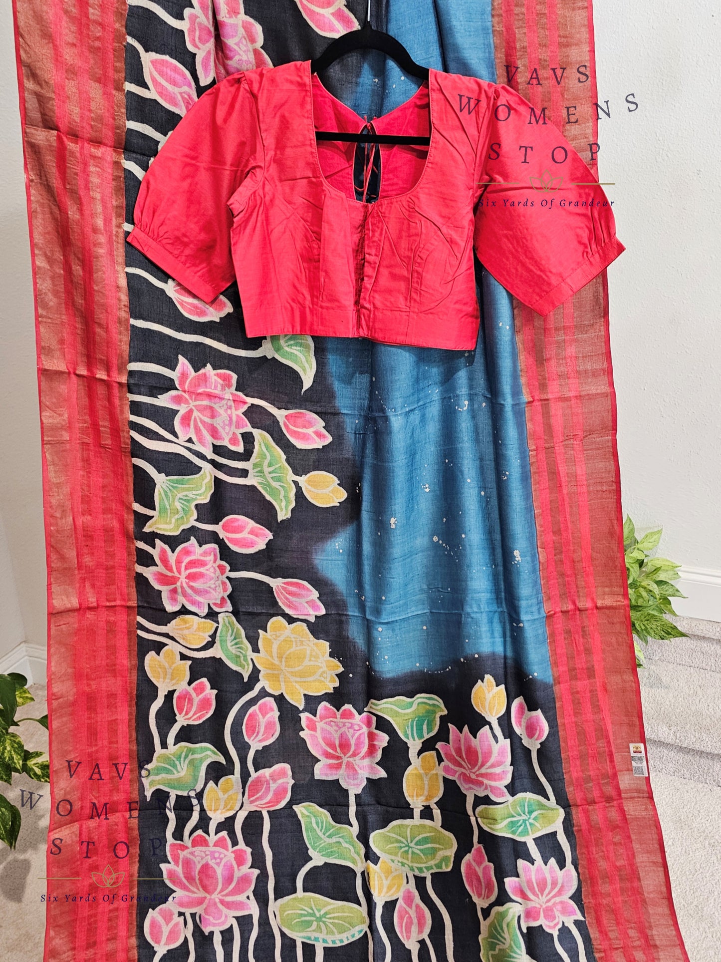 Pure Gachi Tussar Digital Print Saree - Blouse