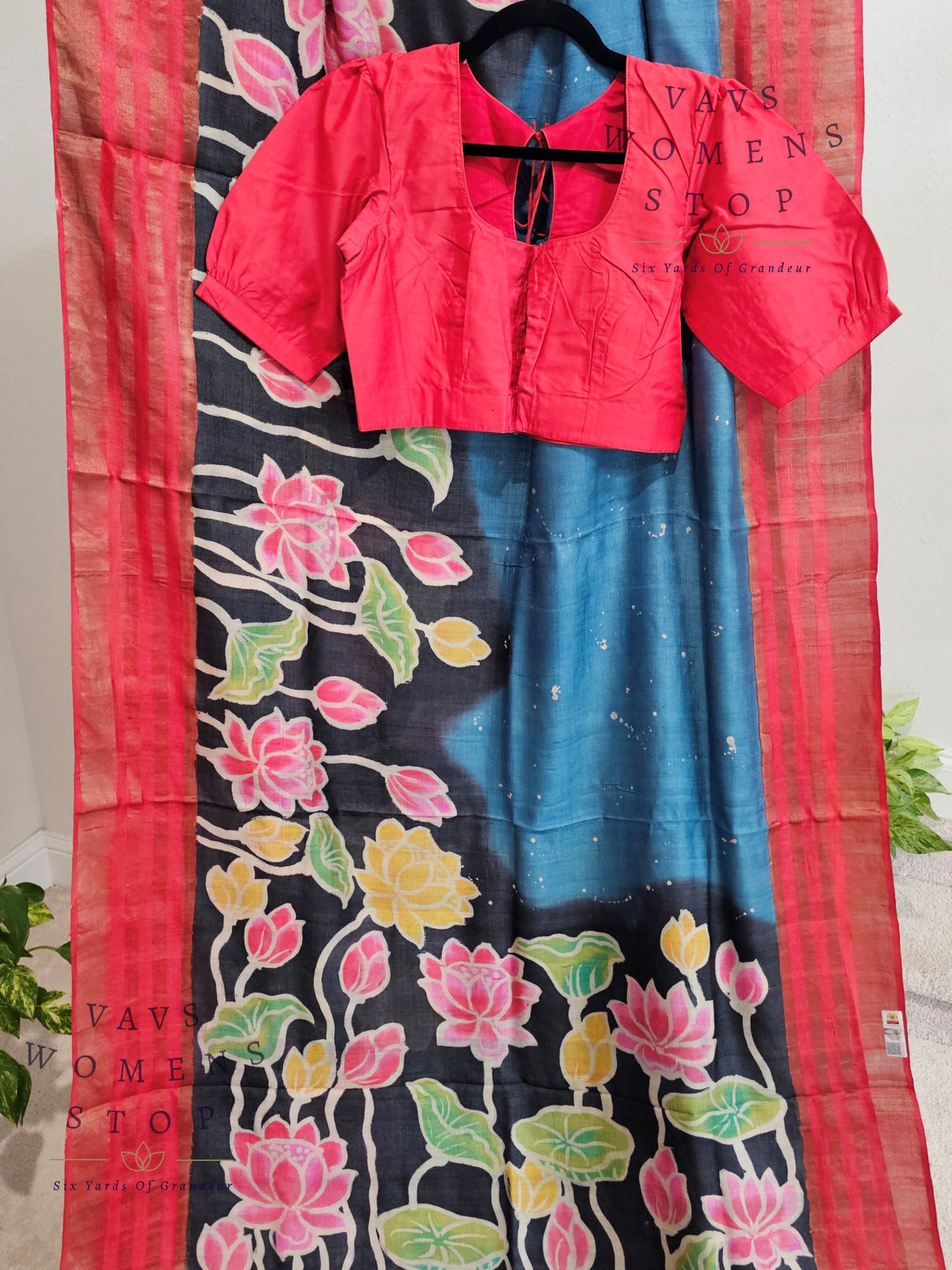 Pure Gachi Tussar Digital Print Saree - Blouse