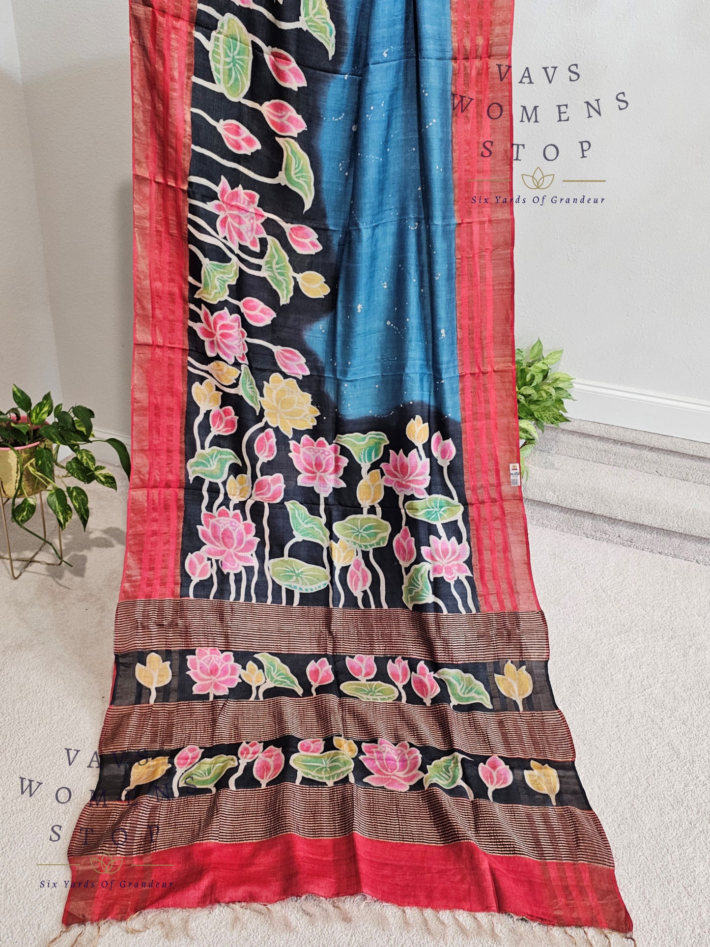Pure Gachi Tussar Digital Print Saree - Blouse