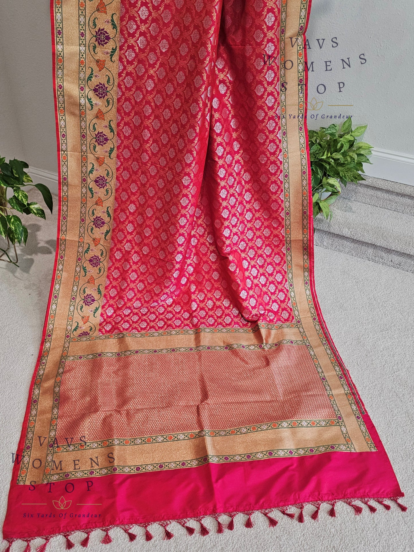 Designer Pink Benarasi Soft Silk Paithani Border Saree - Blouse