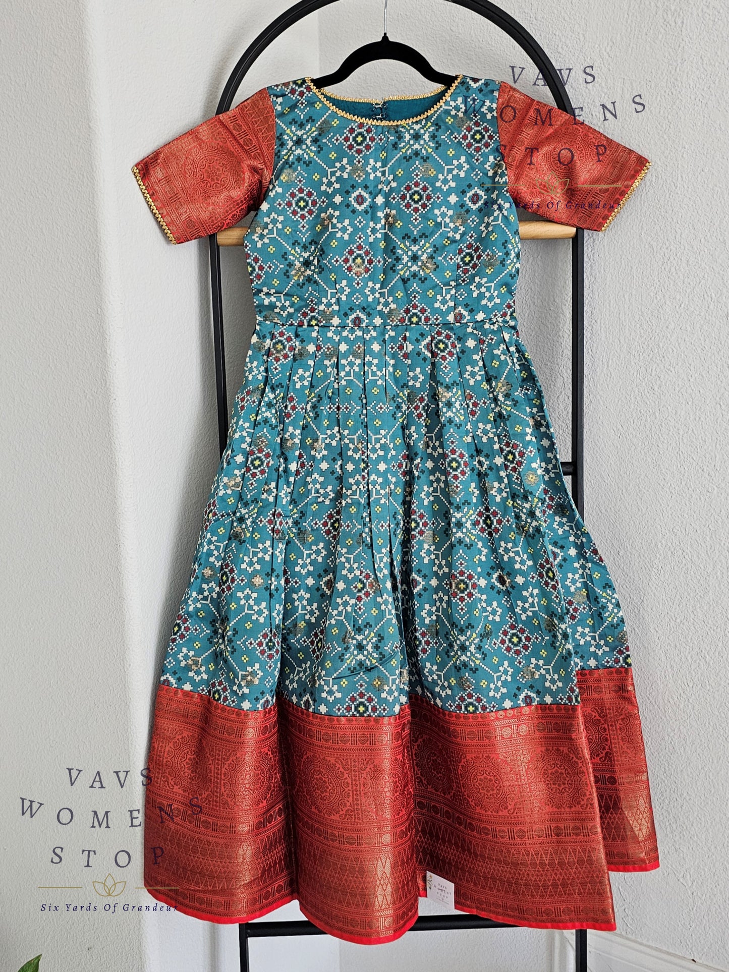 Patola Print Benarasi Long Frock/Gown