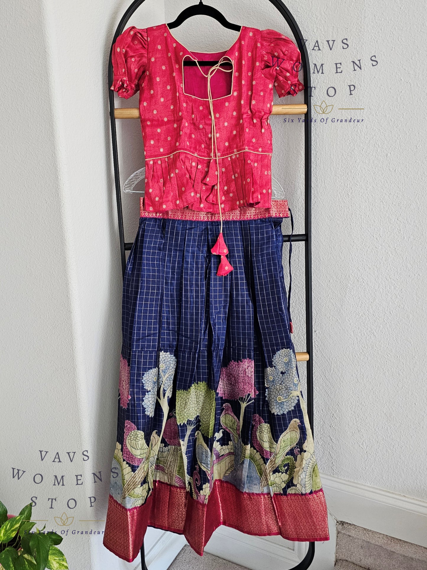 Designer Dola Soft Silk Cotton Langa - Blouse