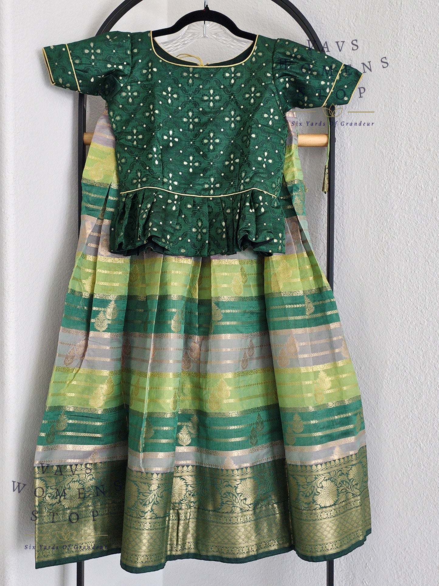 Designer Benarasi Chiniya Lehenga/Langa Blouse
