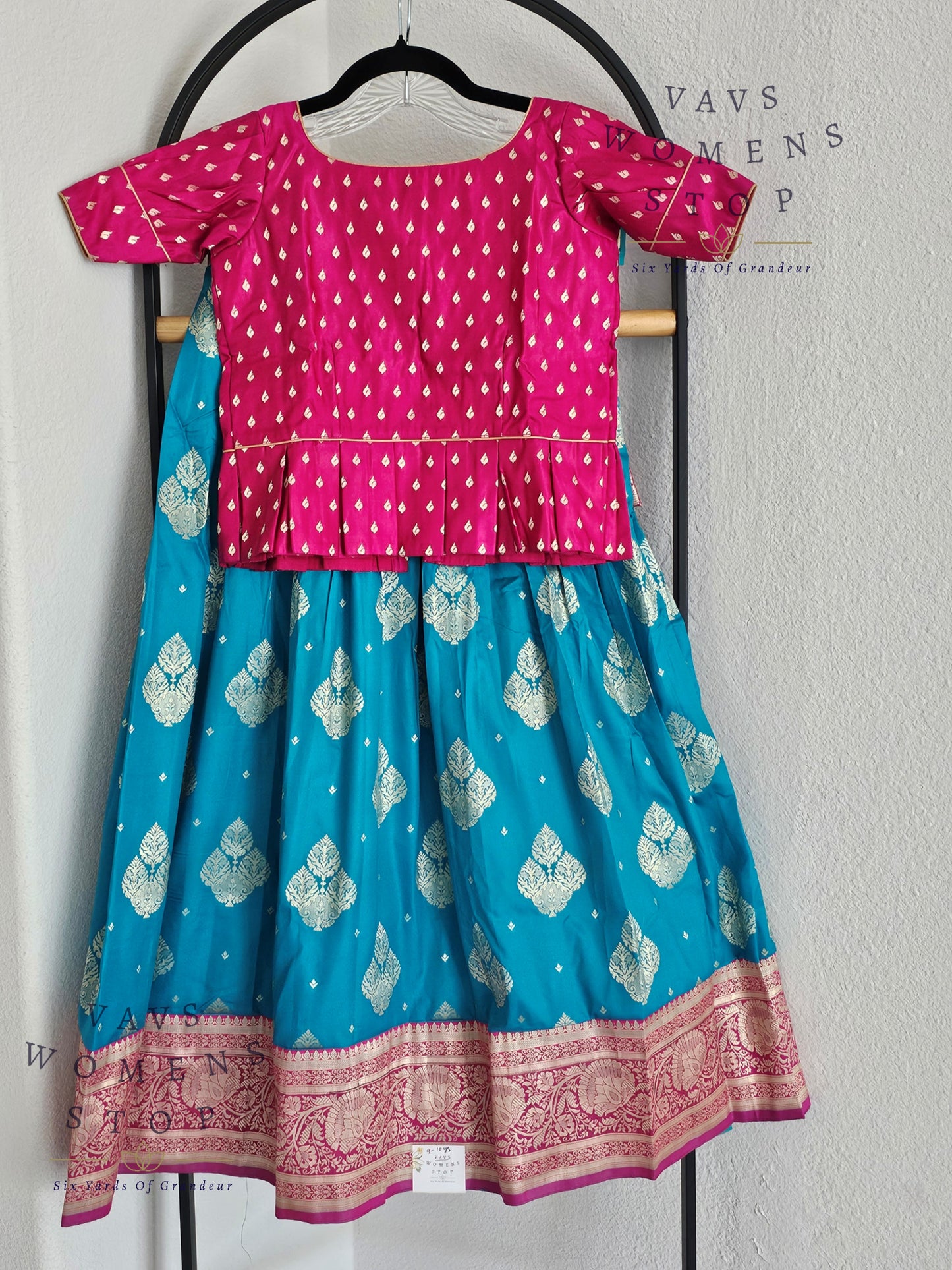 Designer Benarasi Paithani Lehenga/Langa Blouse