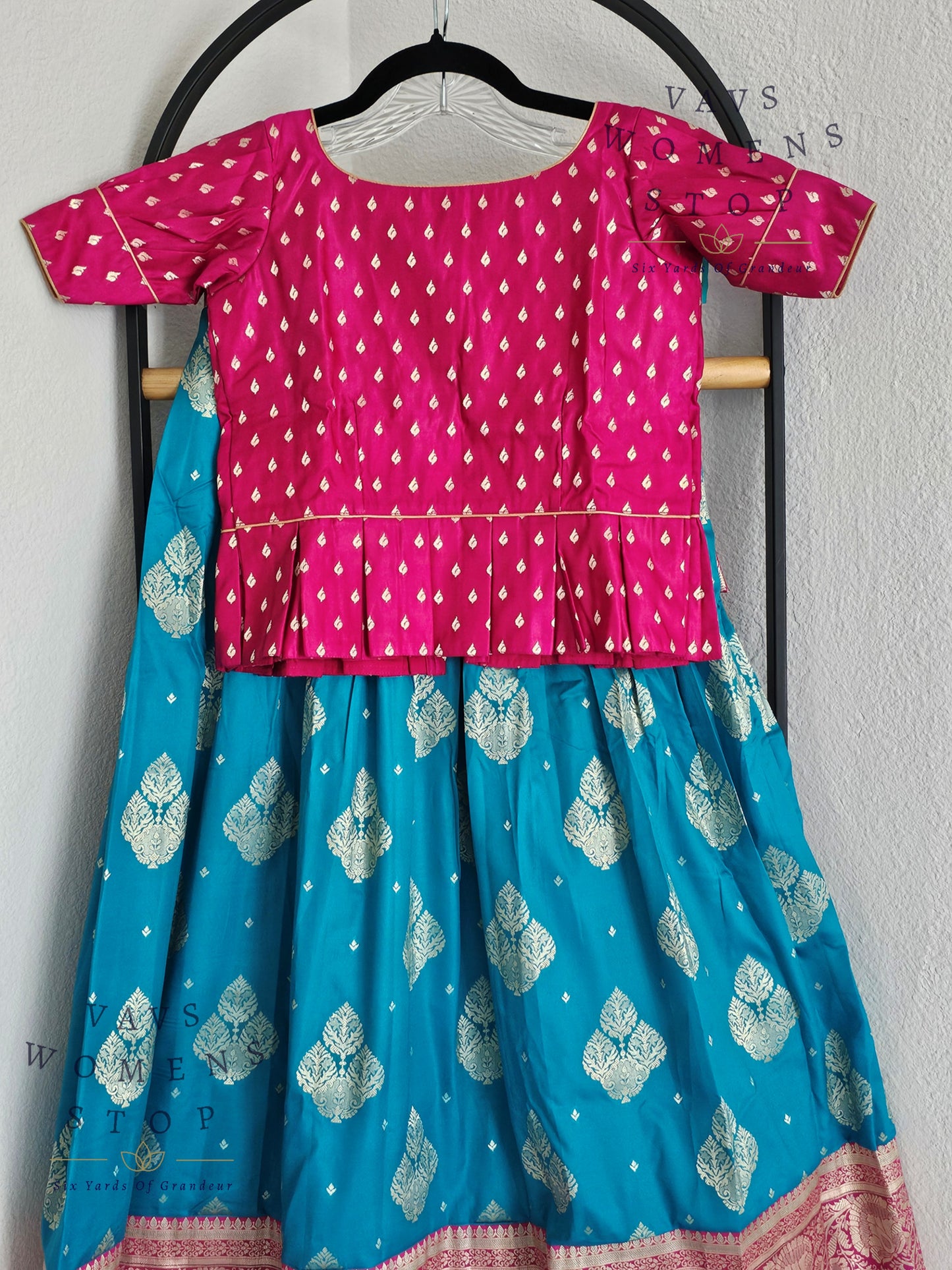 Designer Benarasi Paithani Lehenga/Langa Blouse