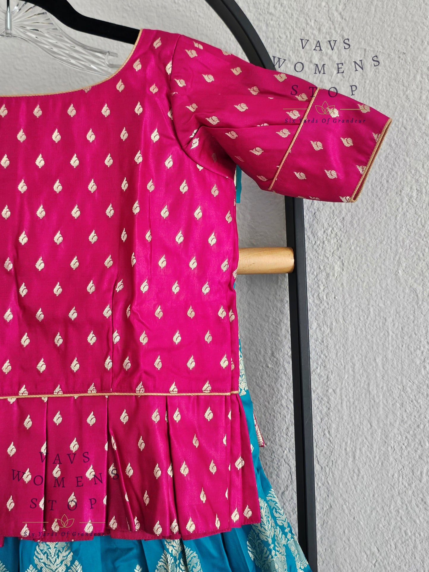 Designer Benarasi Paithani Lehenga/Langa Blouse